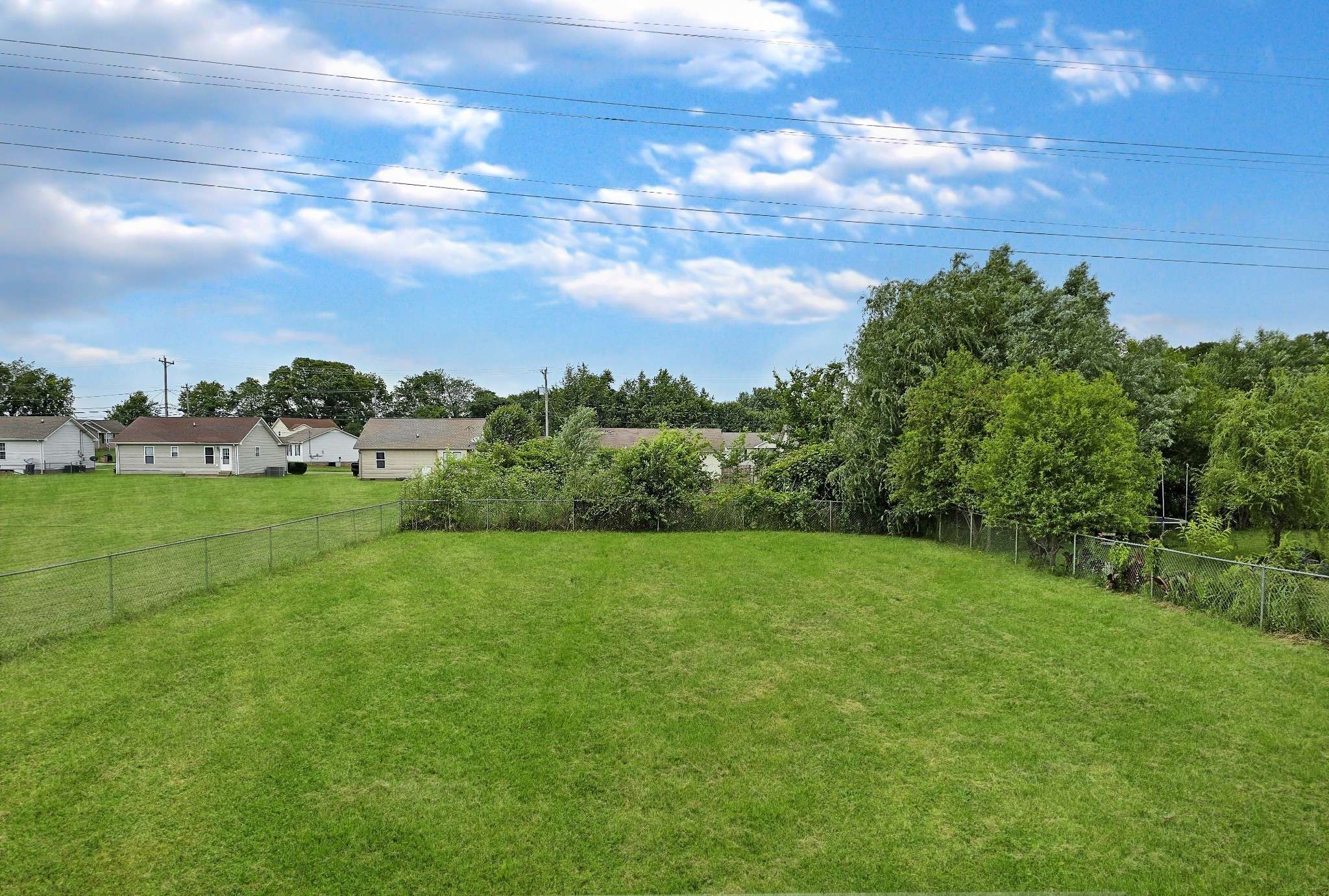 1977 Timberline Cir, Oak Grove, KY 42262