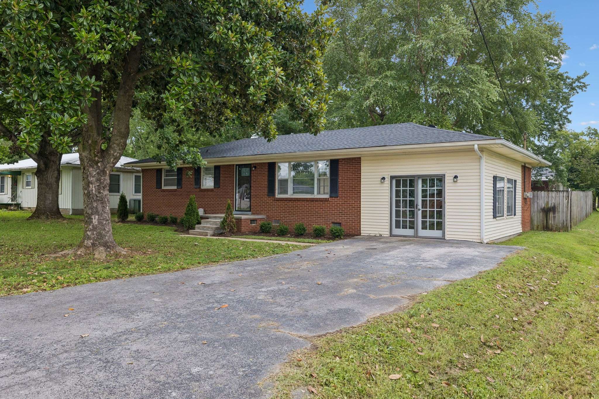 723 Nichols St, Pulaski, TN 38478