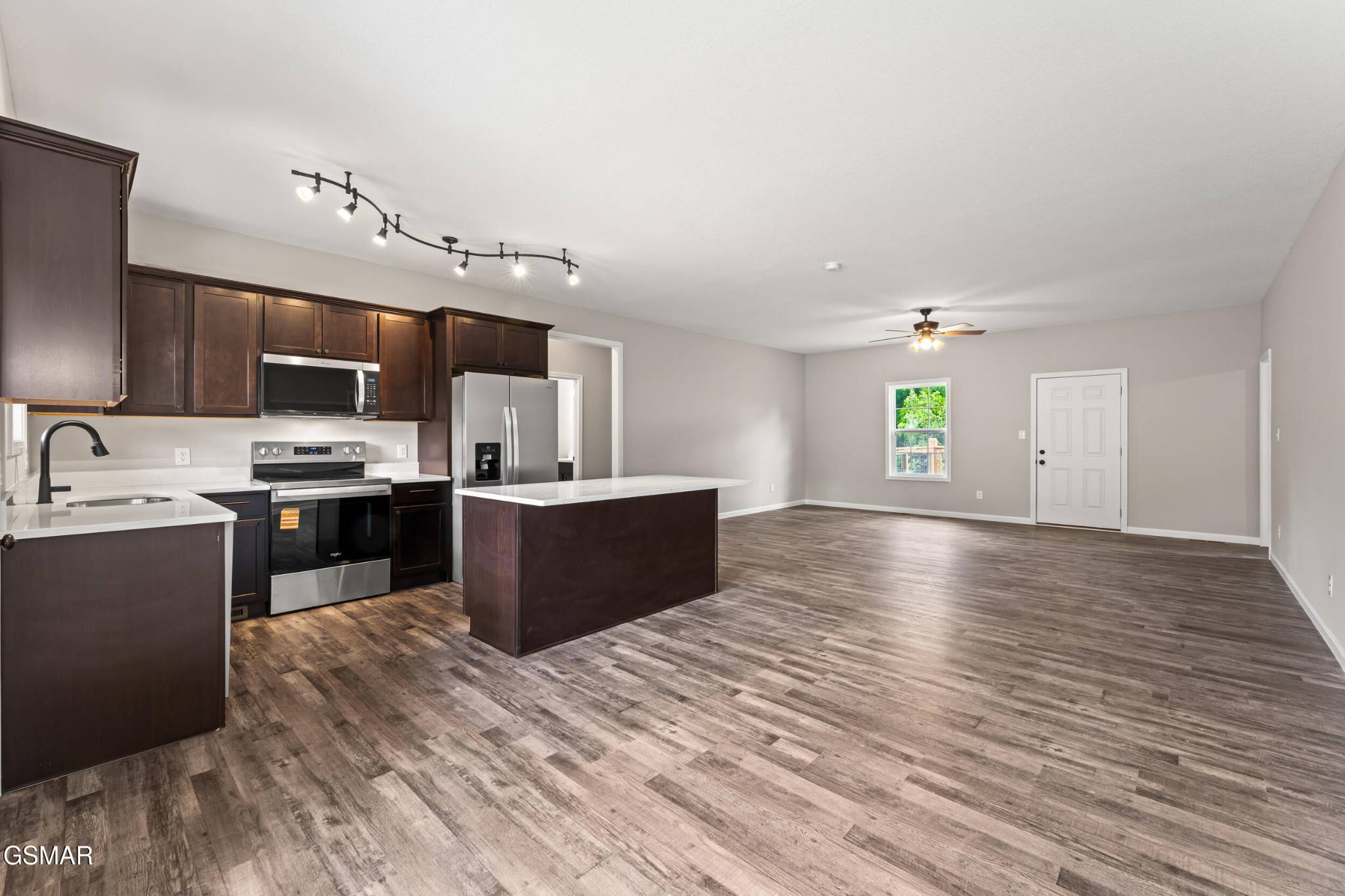 2102 Kings View Loop, Seymour, TN 37865