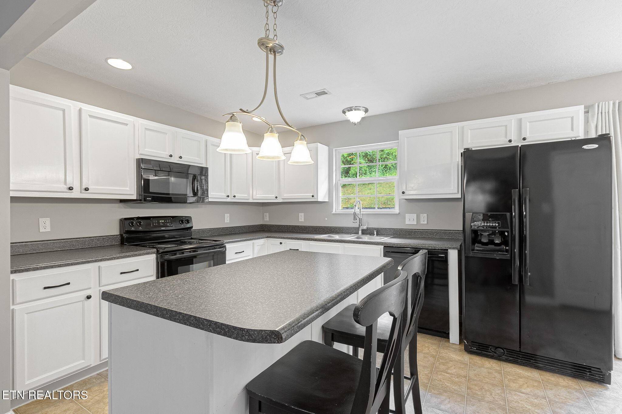 8025 Cold Stream Lane, Knoxville, TN 37920