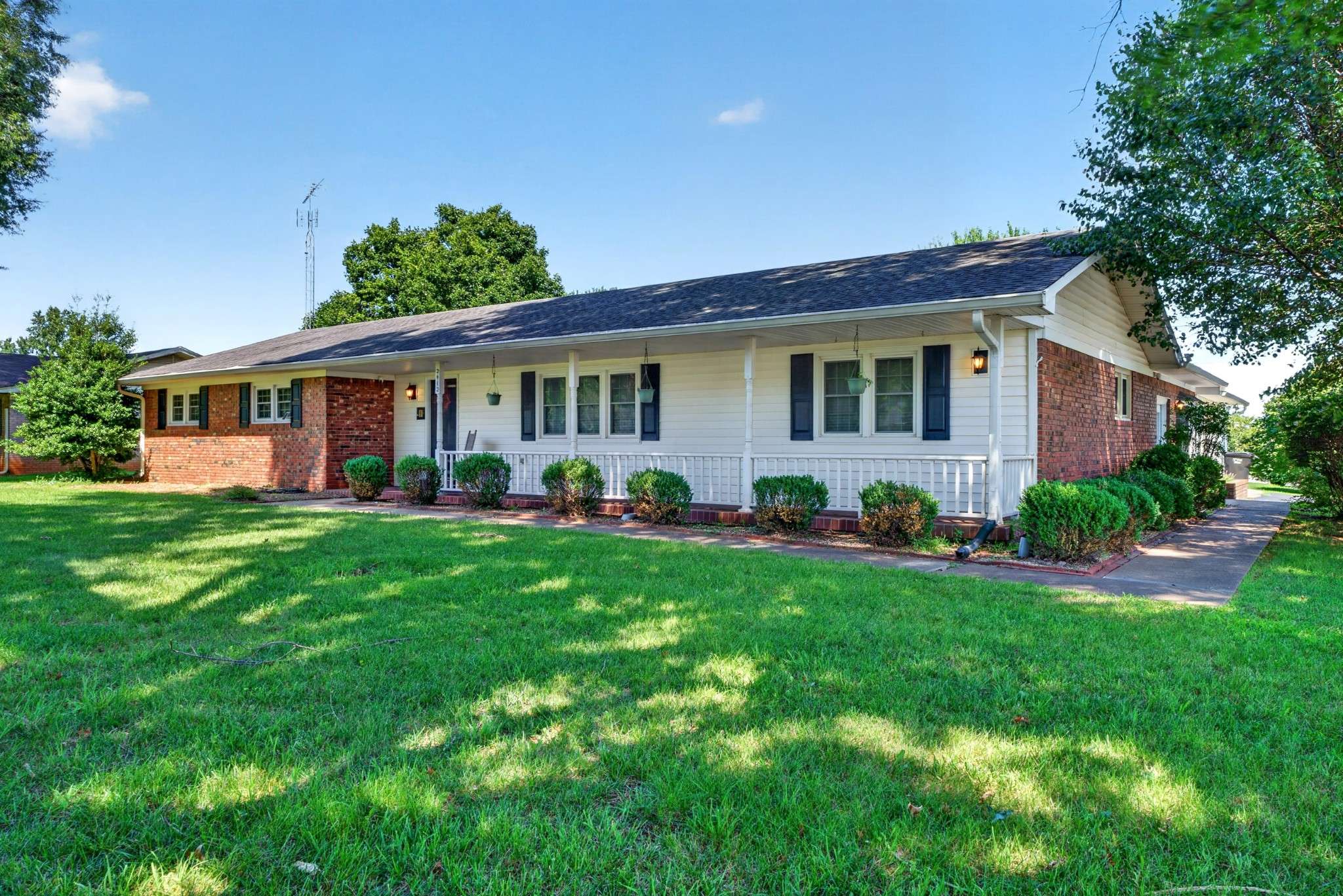 2412 Grider Pond Rd, Bowling Green, KY 42104