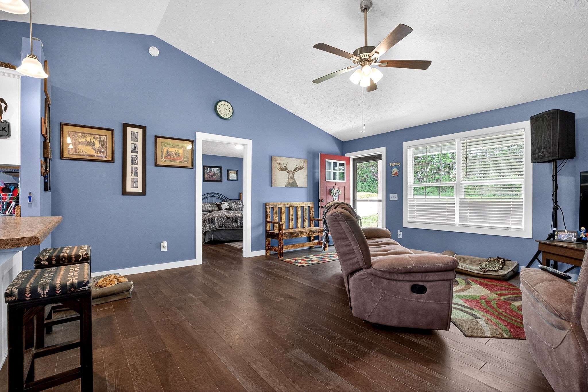 2040 Walker Cove Rd, Sparta, TN 38583