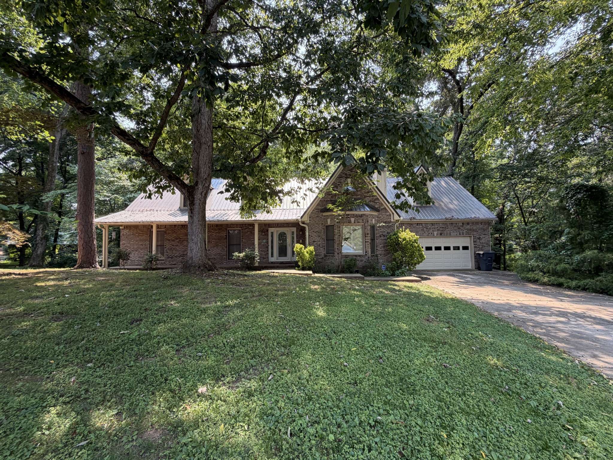 529 Ridgecrest Dr, Mcminnville, TN 37110