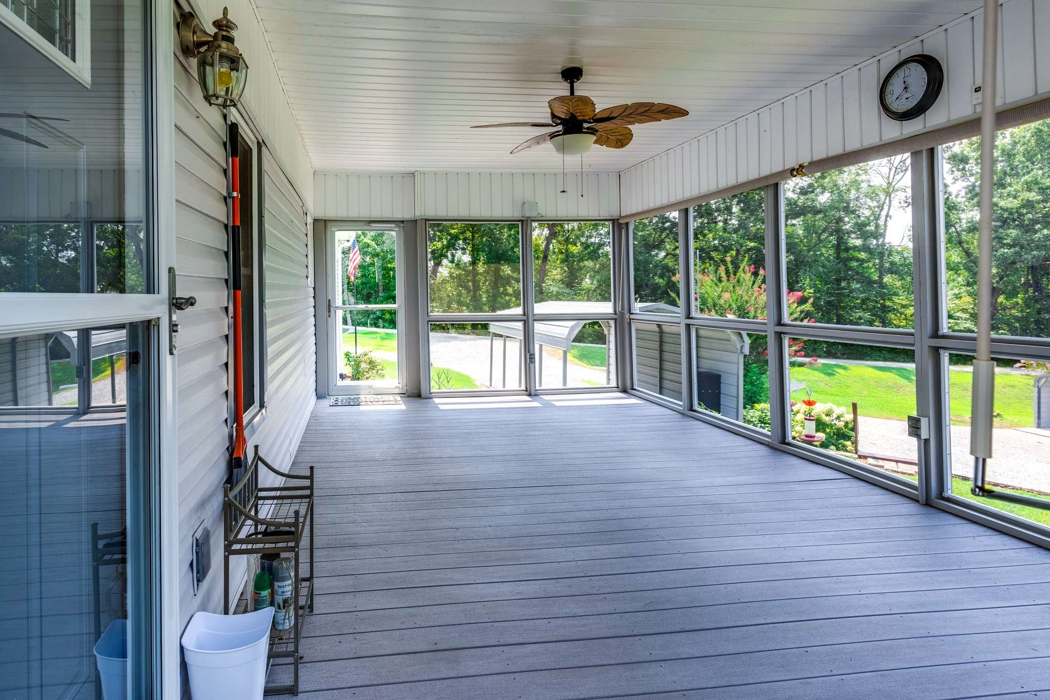 181 Lower Roans Creek Rd, Linden, TN 37096