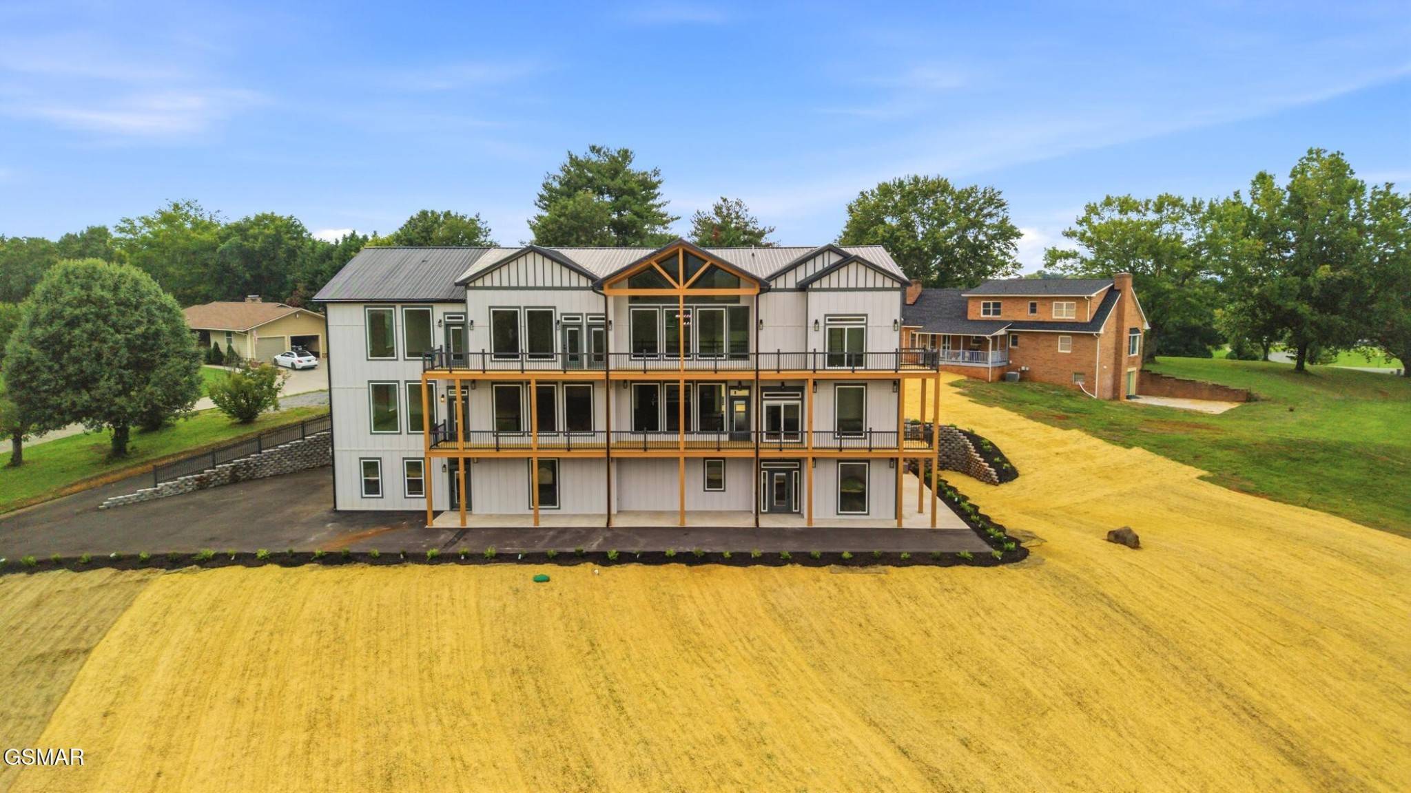 1495 Wendron Moors Drive, Sevierville, TN 37862