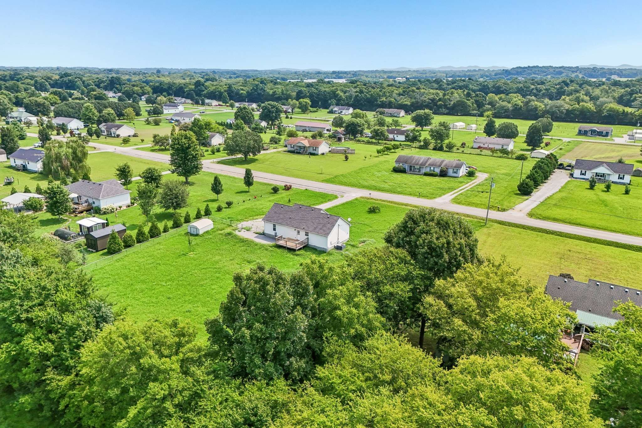 318 Cayenne Rd, Bell Buckle, TN 37020