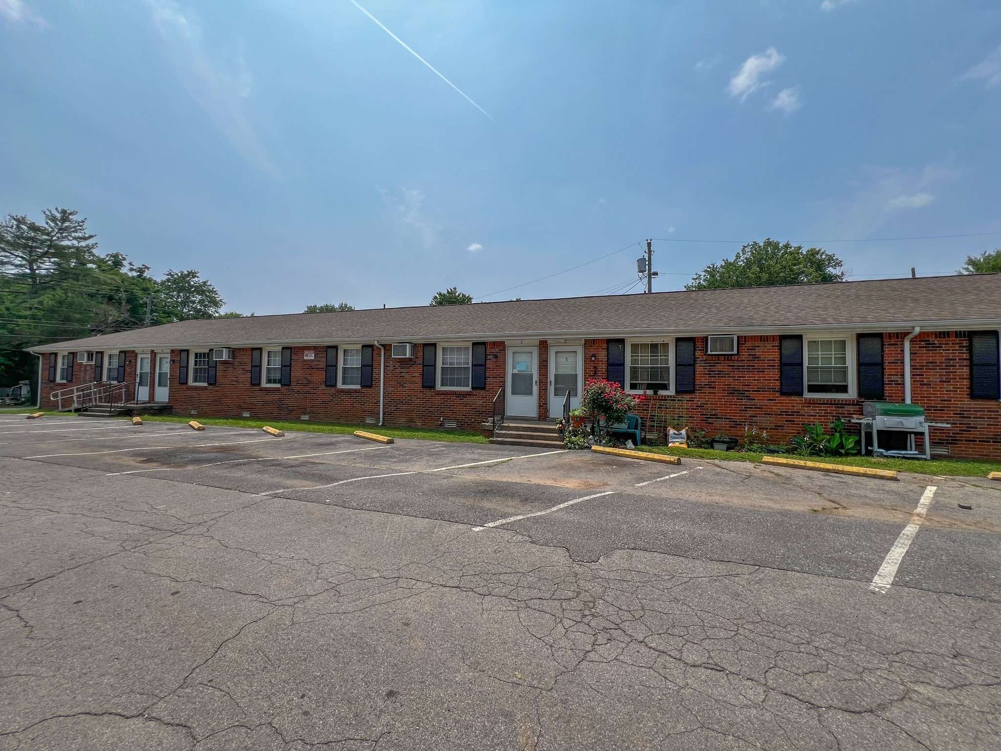 705 Power St #D, Clarksville, TN 37042