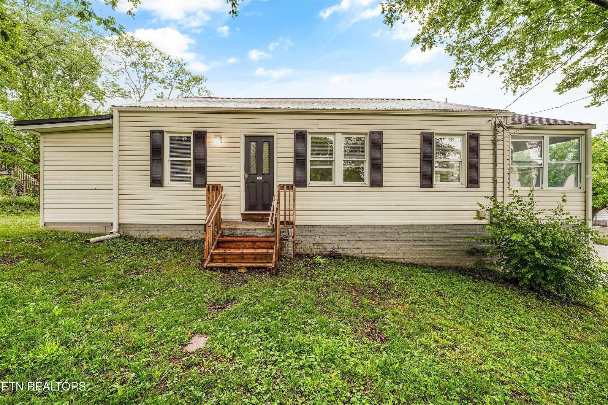 835 E Lincoln Rd, Alcoa, TN 37701