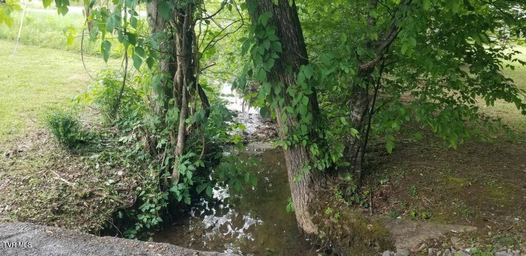 1561 Jobey Green Hollow Rd, Sevierville, TN 37876
