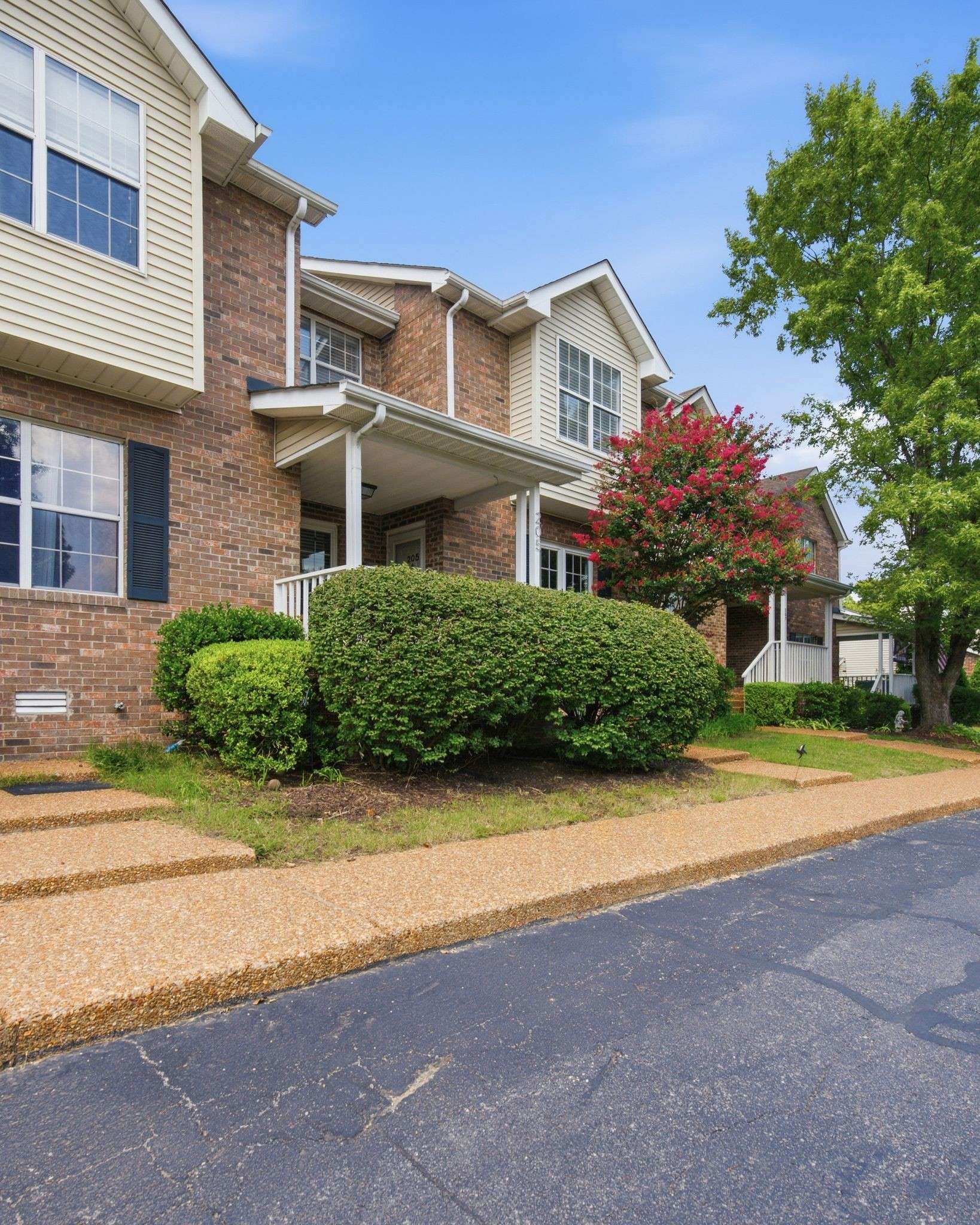 205 Pepper Ridge Cir, Antioch, TN 37013
