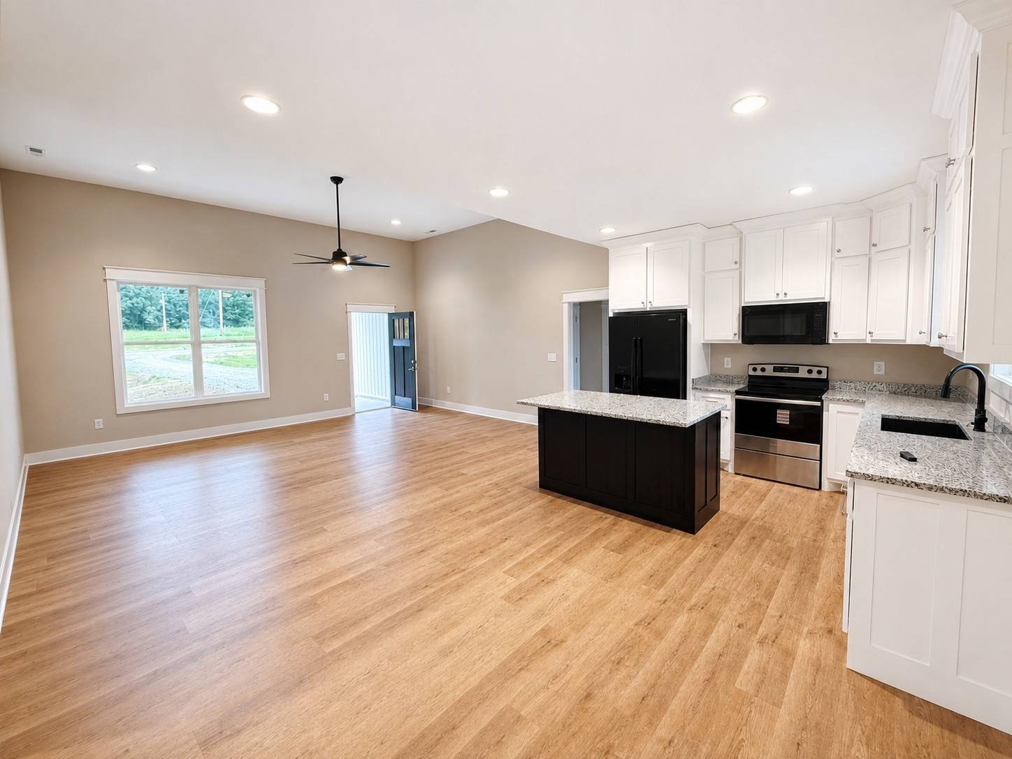 71 Dukes Park Rd, Summertown, TN 38483