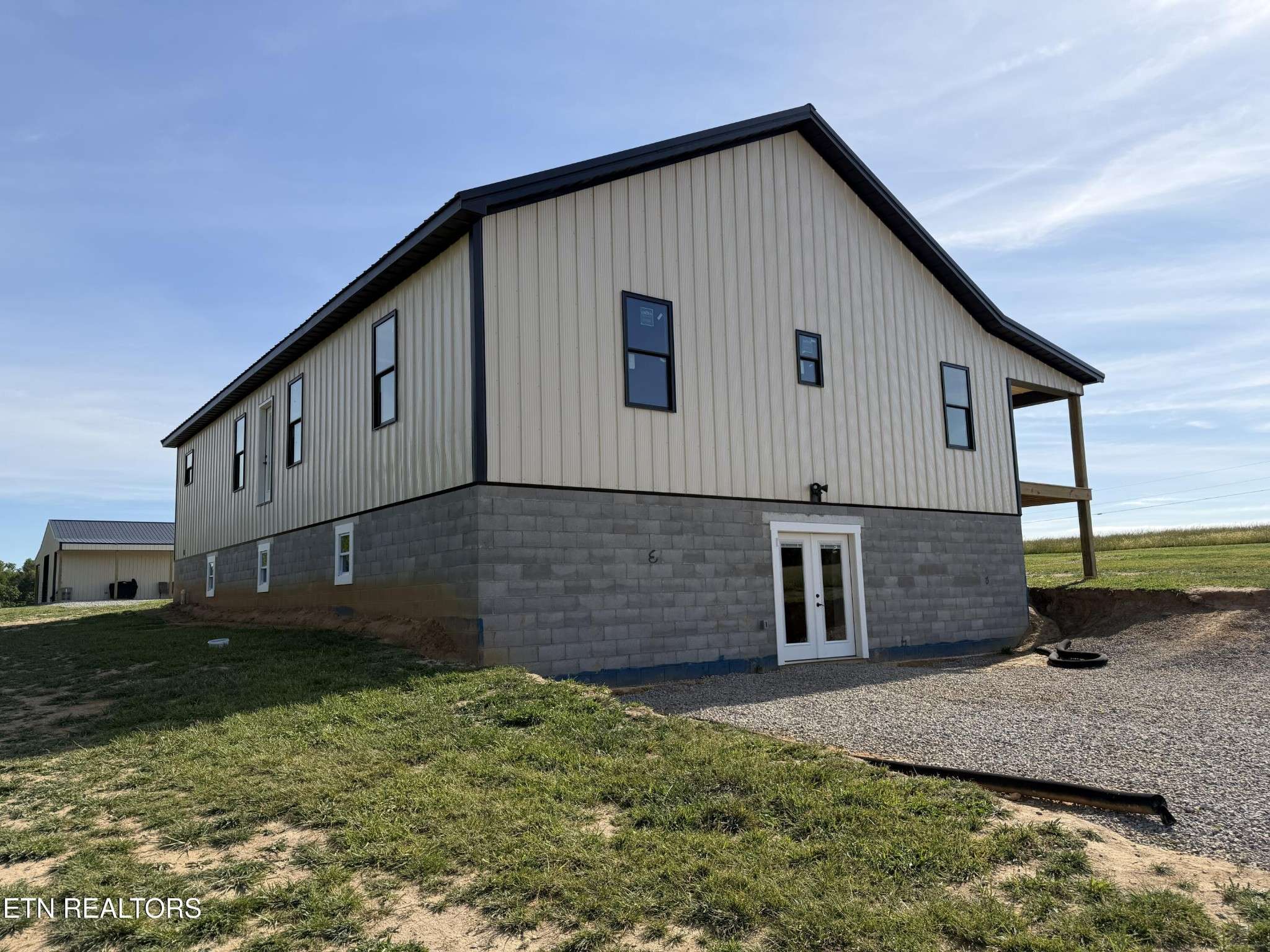 110 Don Conatser Rd, Allardt, TN 38504