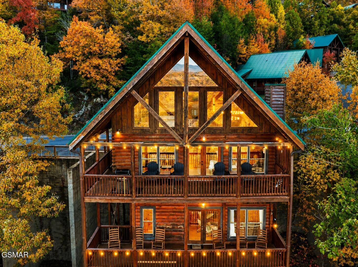 4664 Nottingham Heights Way, Pigeon Forge, TN 37863