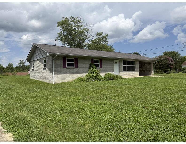 395 Price Circle, Spring City, TN 37381