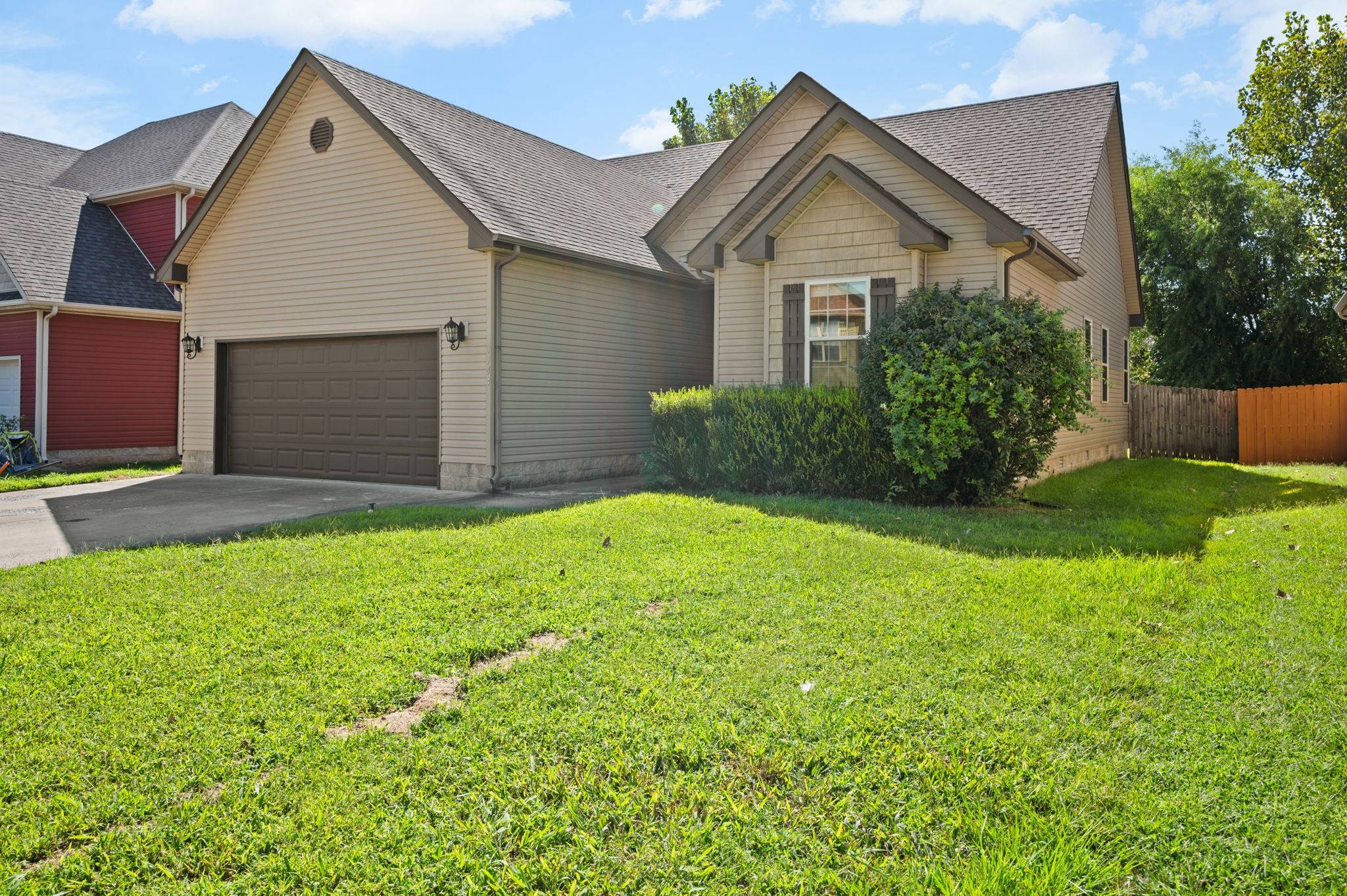 3744 Silver Fox Ct, Clarksville, TN 37040