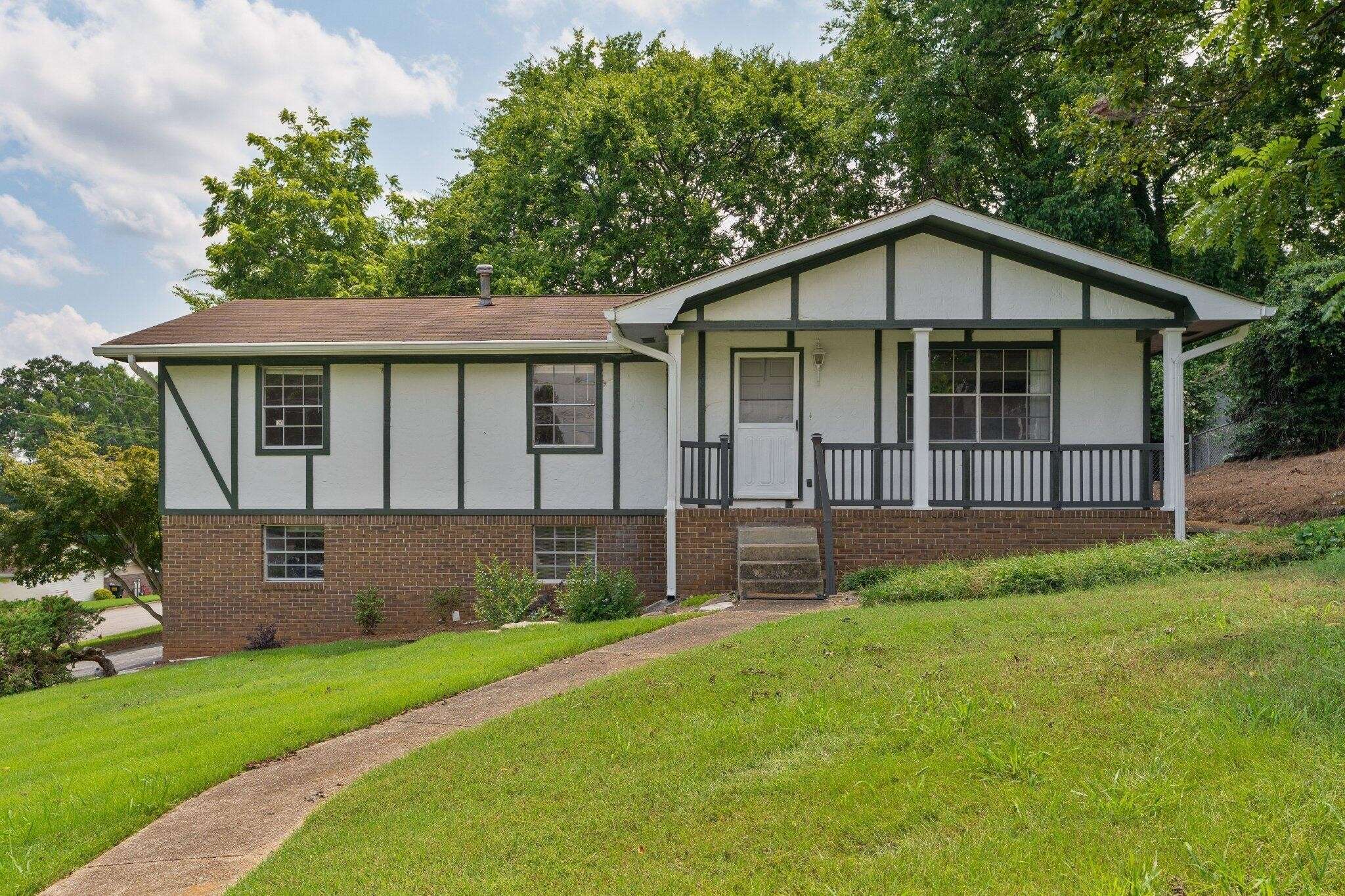 922 Wesley Drive, Hixson, TN 37343