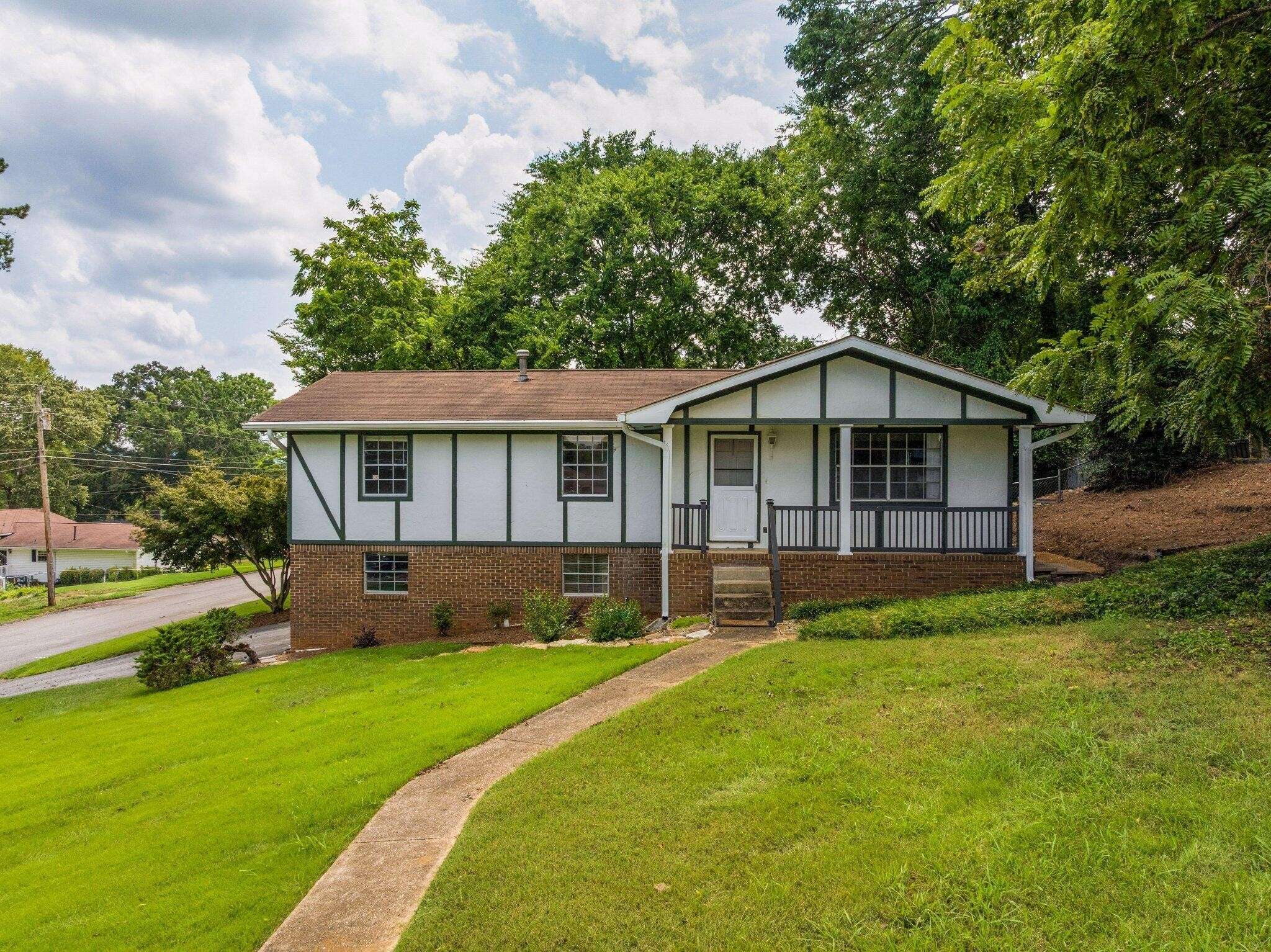 922 Wesley Drive, Hixson, TN 37343