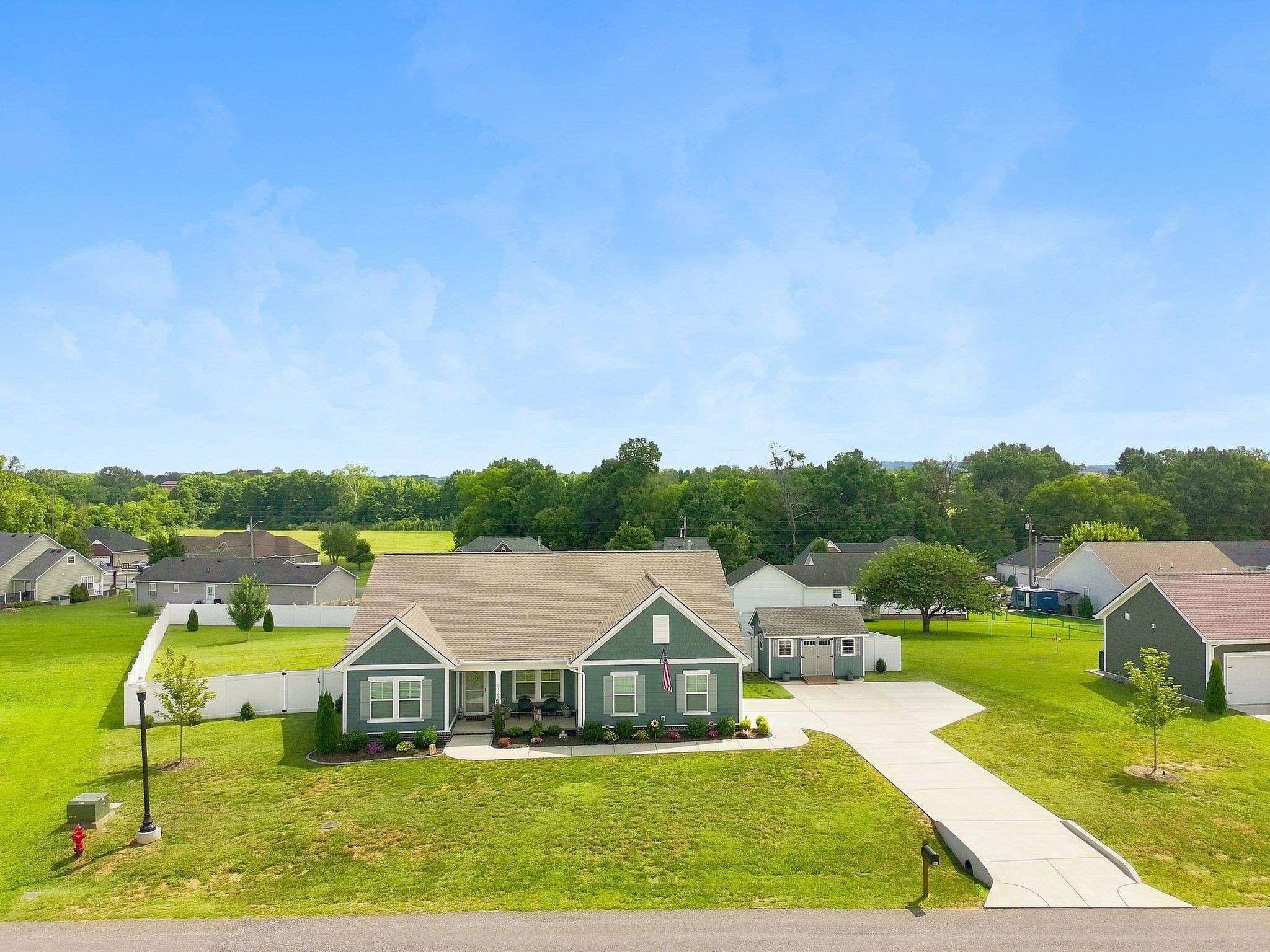 711 Larry Circle, Mount Pleasant, TN 38474