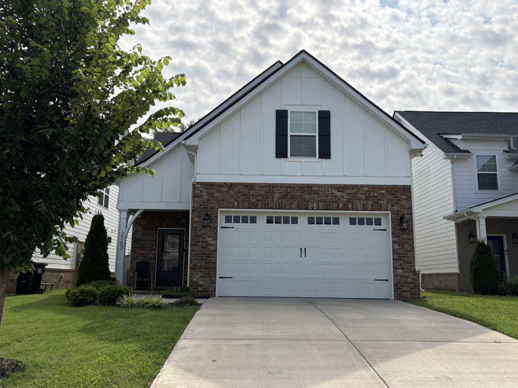 2107 Barringer Ln, Murfreesboro, TN 37128