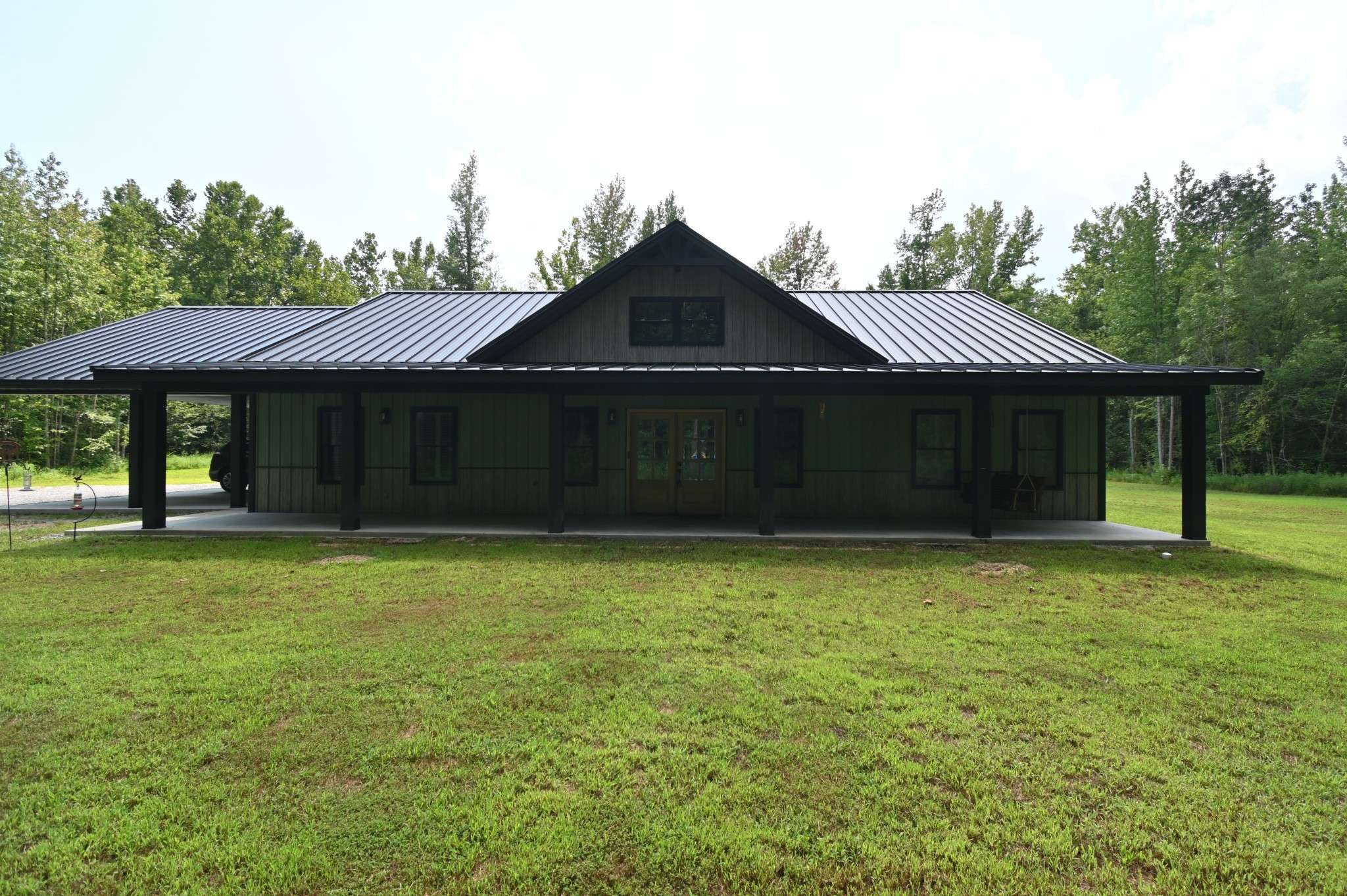 4897 Lick Creek Rd, Linden, TN 37096