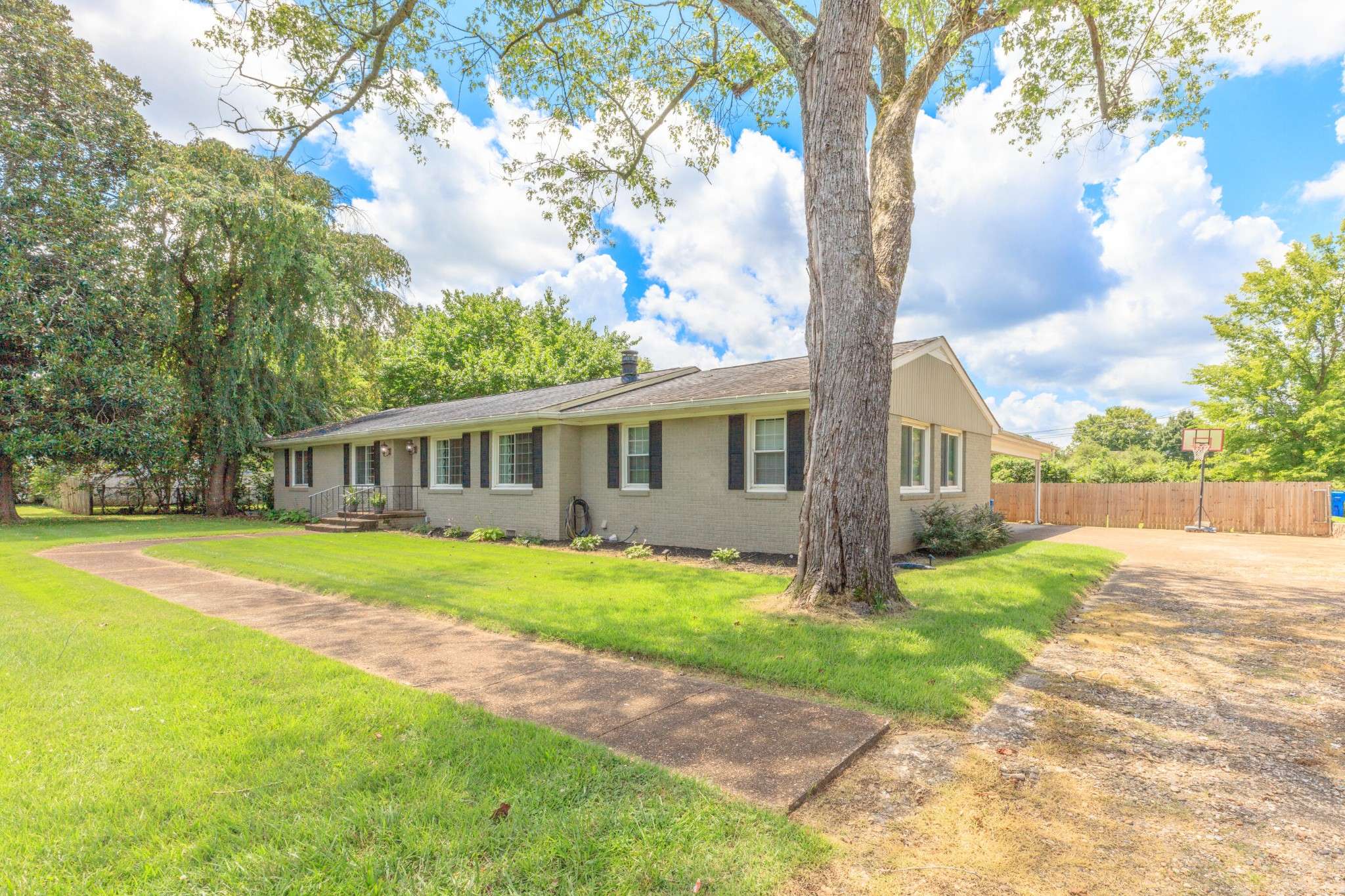6908 Hickory View Lane, Chattanooga, TN 37421