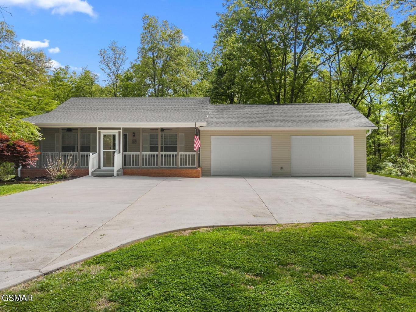 2180 Ranch Road, Dandridge, TN 37725