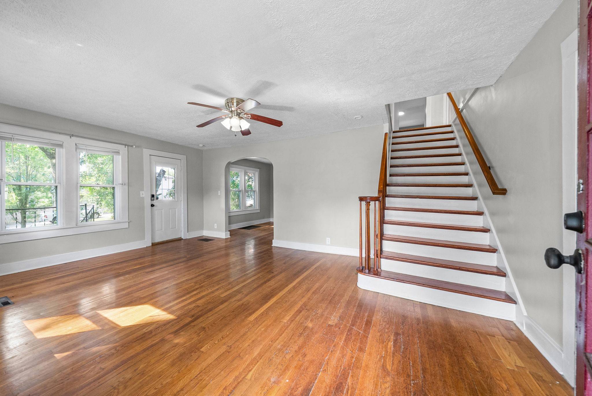 714 E 7th St, Hopkinsville, KY 42240