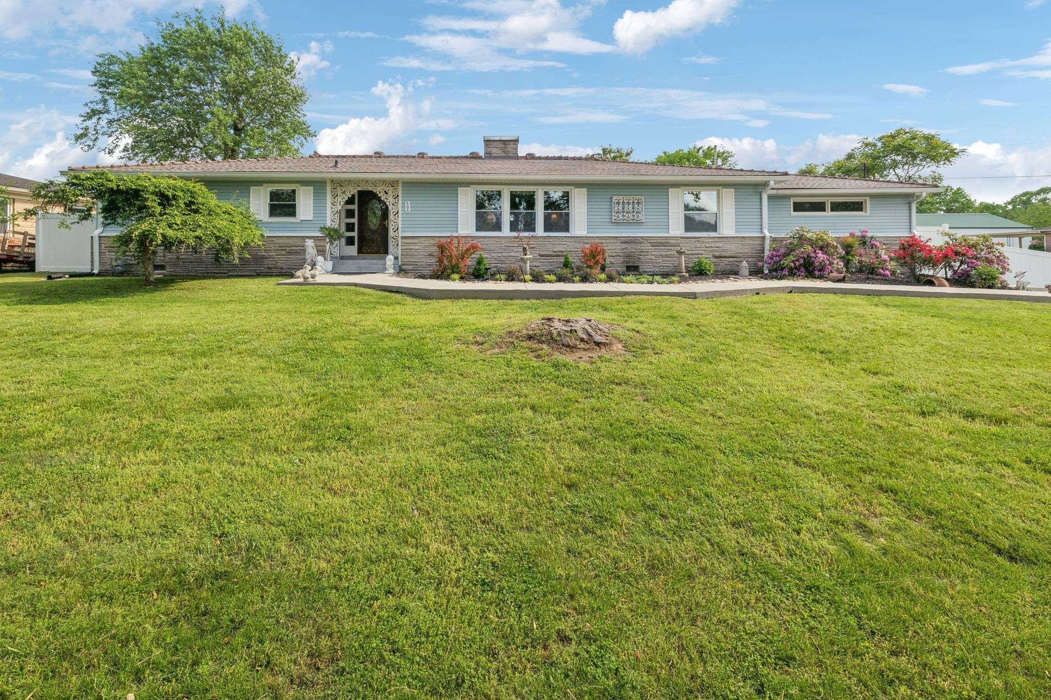 604 College Ave #E, Carthage, TN 37030