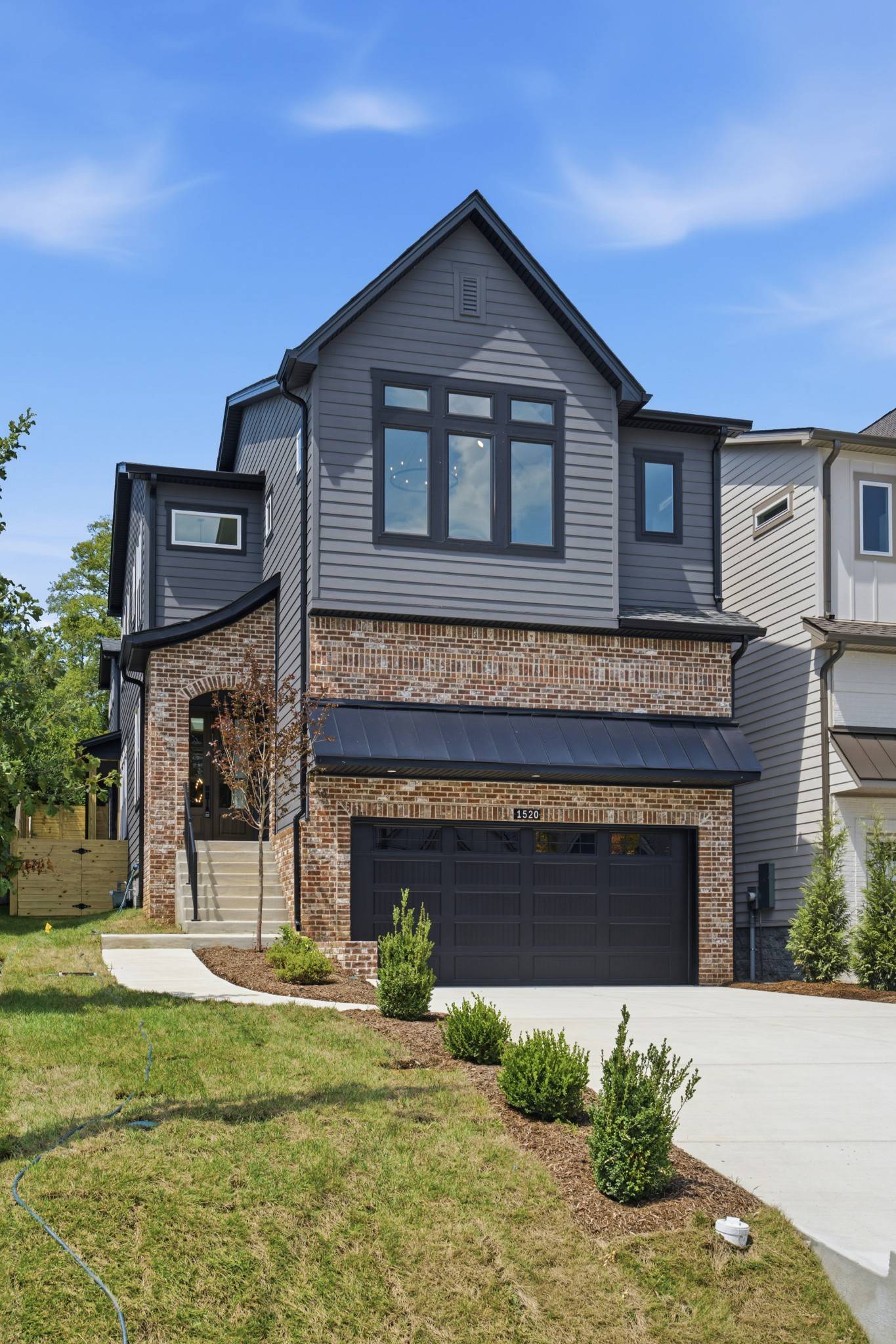 1520 Dugger Dr, Nashville, TN 37206