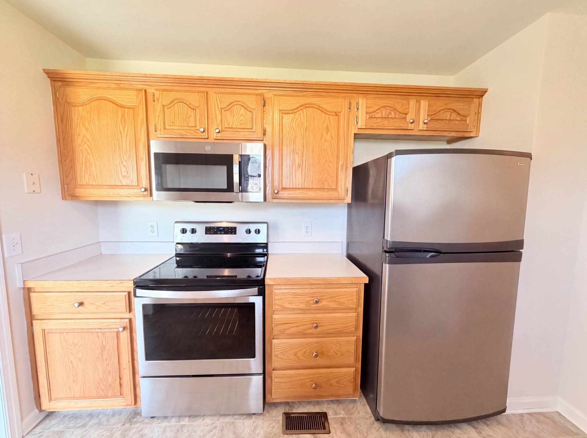 326 Gallop Ln, Springfield, TN 37172