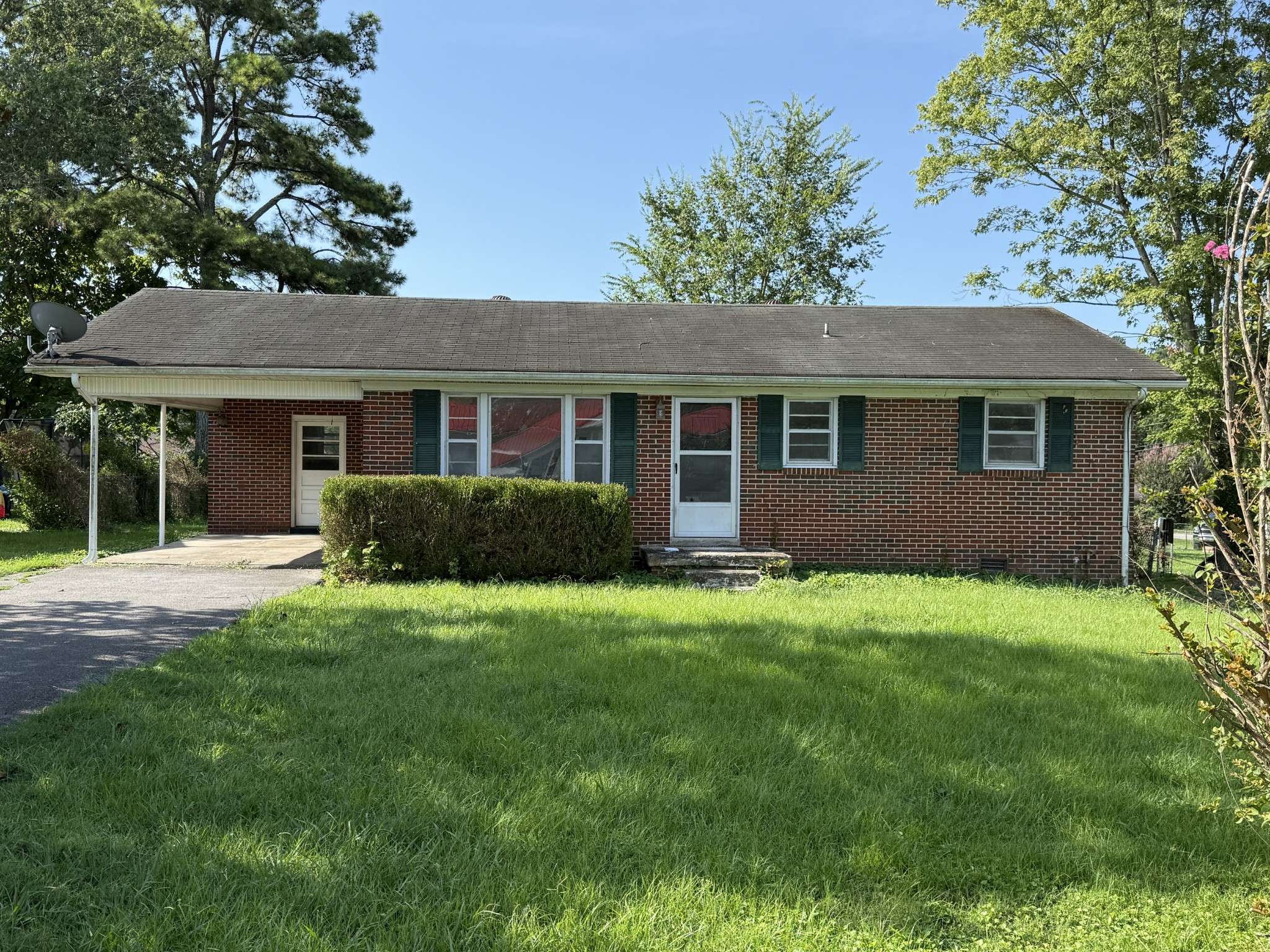 203 Greenbriar St, Woodbury, TN 37190