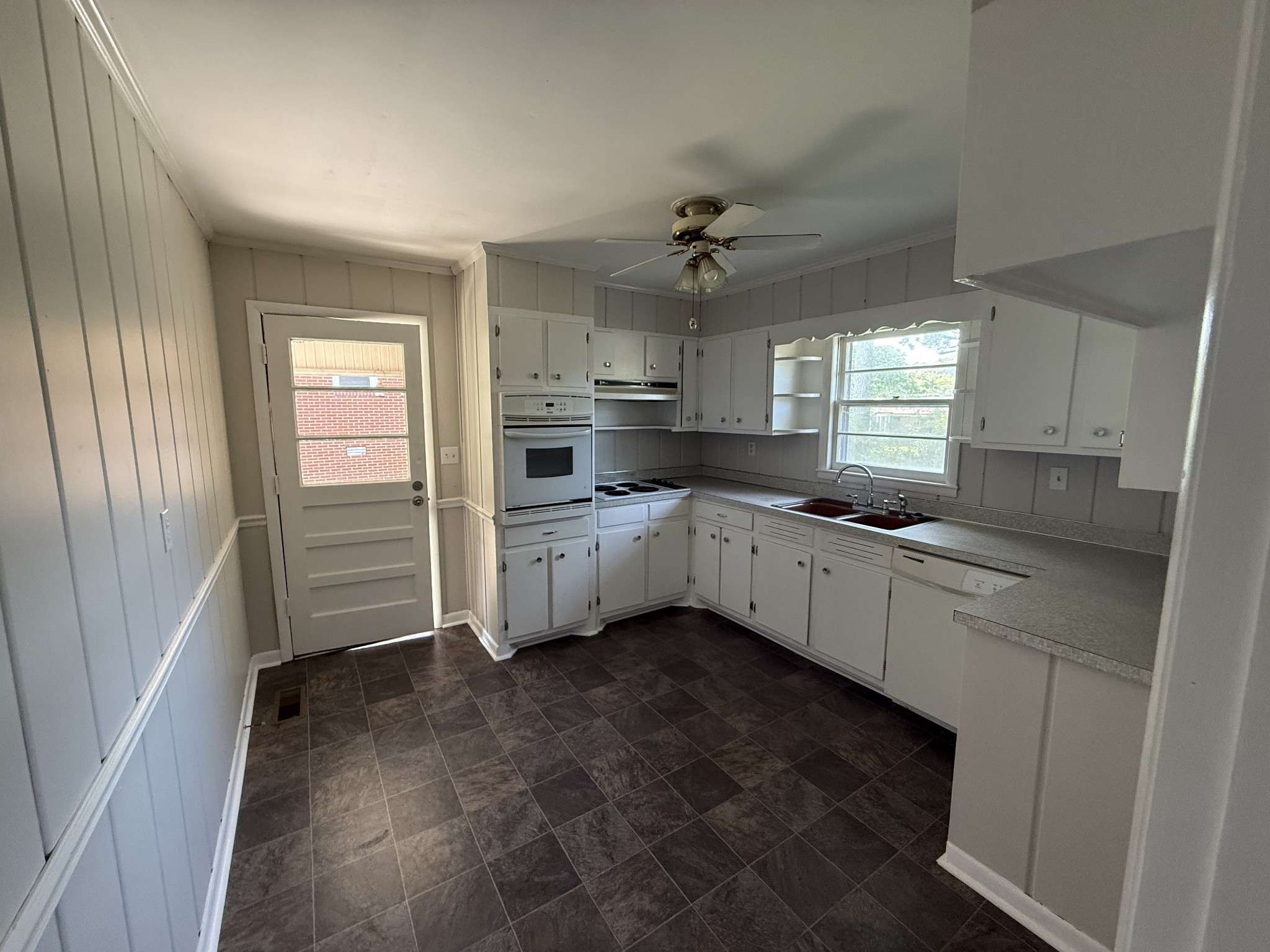 203 Greenbriar St, Woodbury, TN 37190