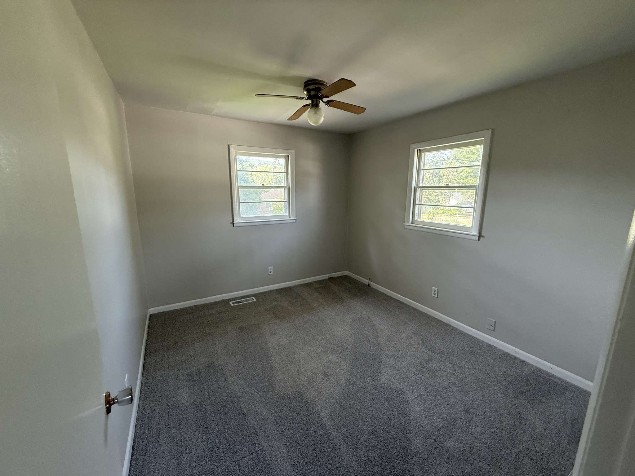 203 Greenbriar St, Woodbury, TN 37190
