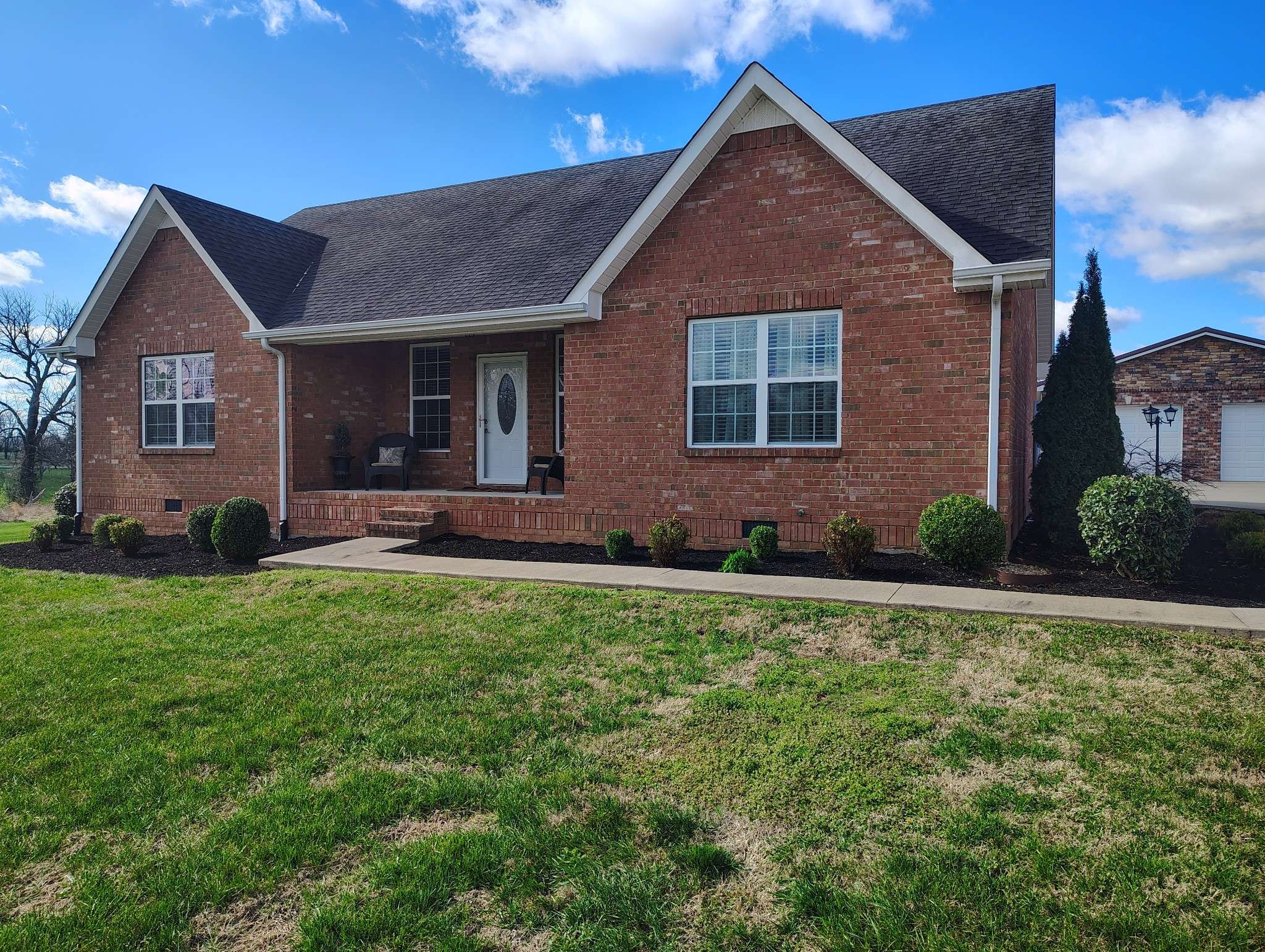 597 Long Creek Rd, Lafayette, TN 37083