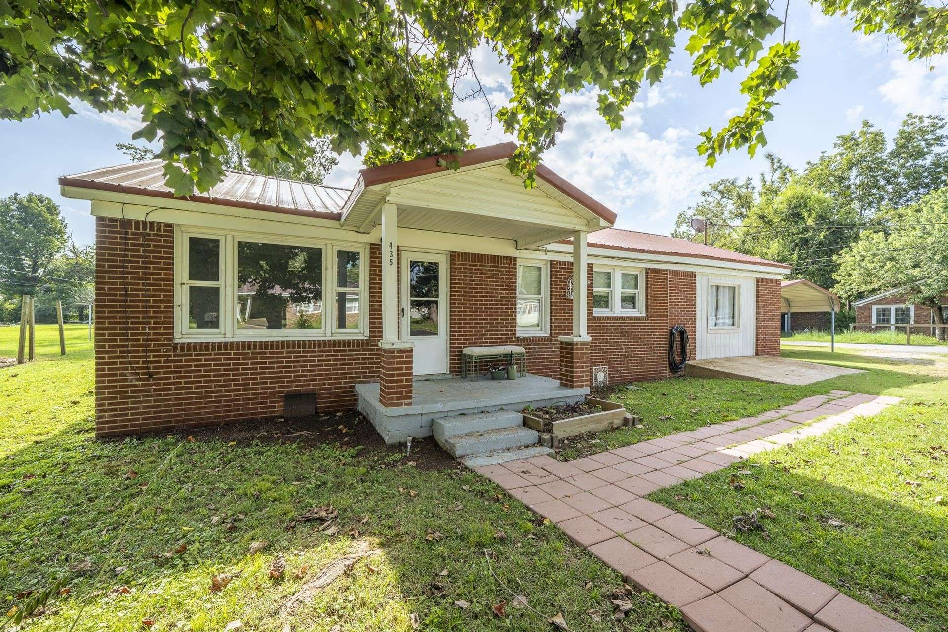 435 BELMONT ST, Savannah, TN 38372