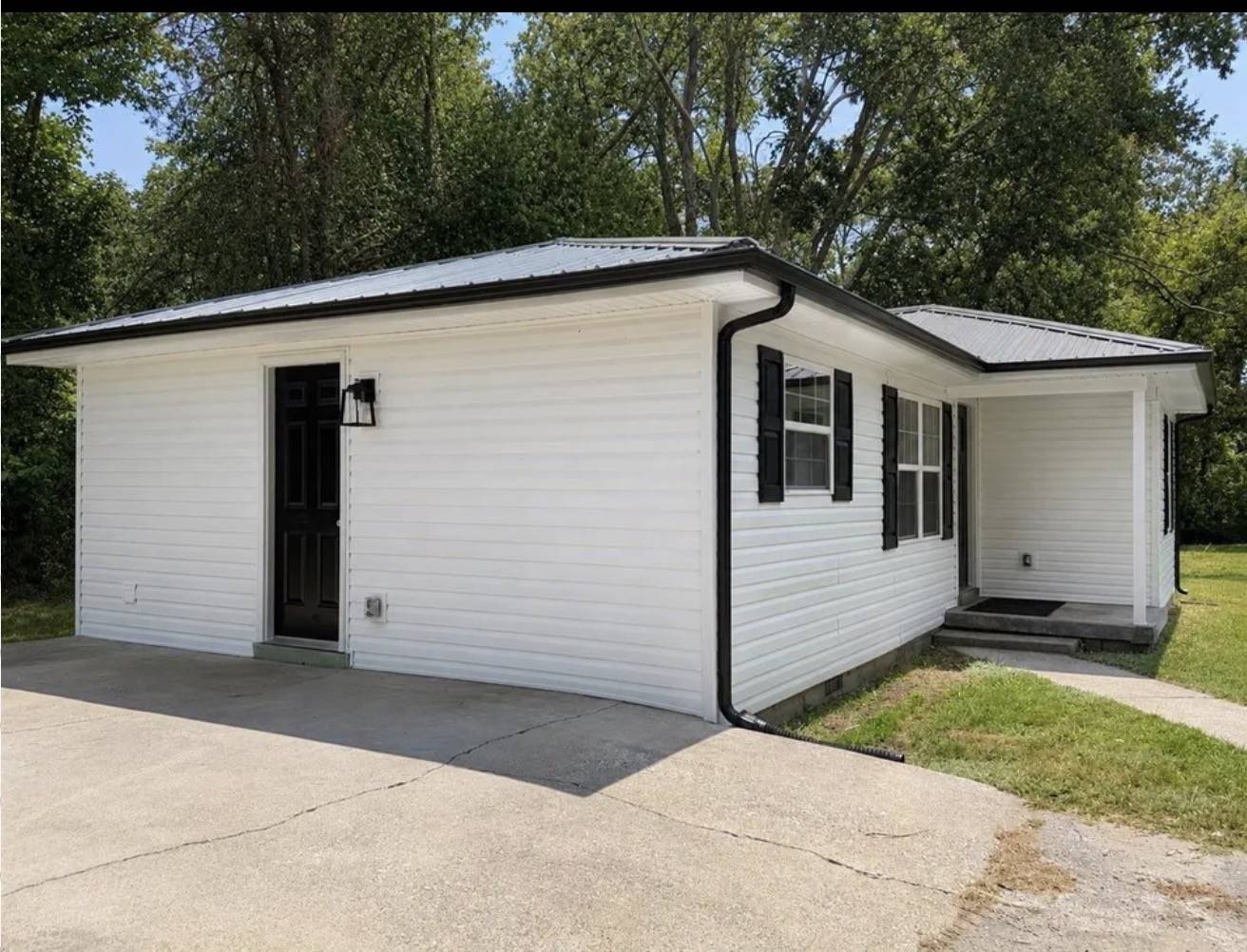 112 Clinton St, Russellville, KY 42276