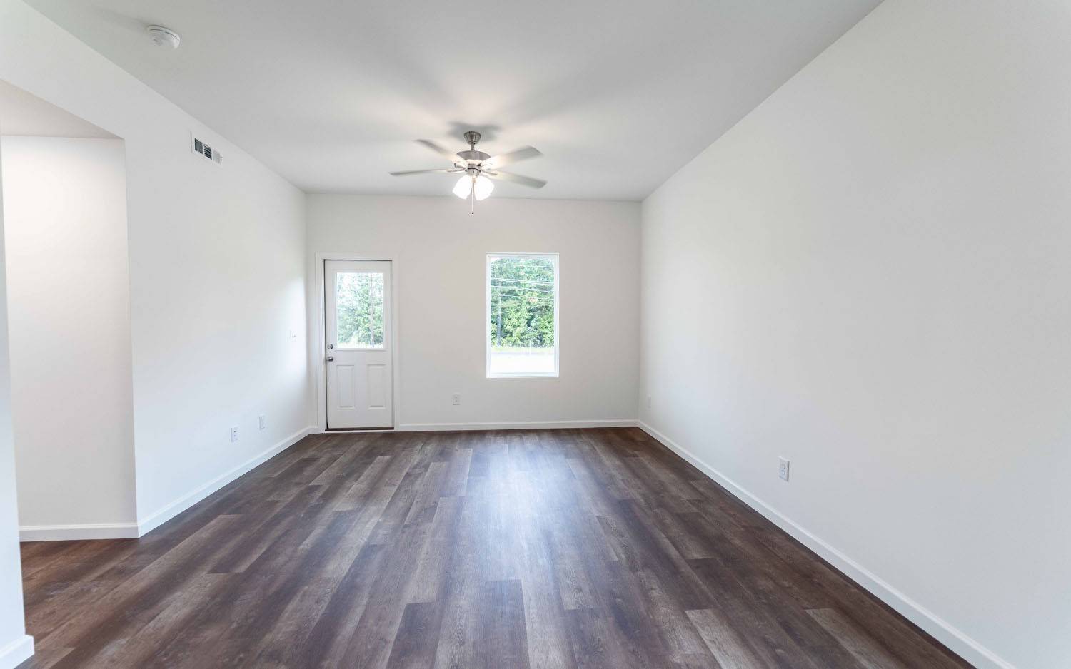 207 Stonehenge Circle, Manchester, TN 37355