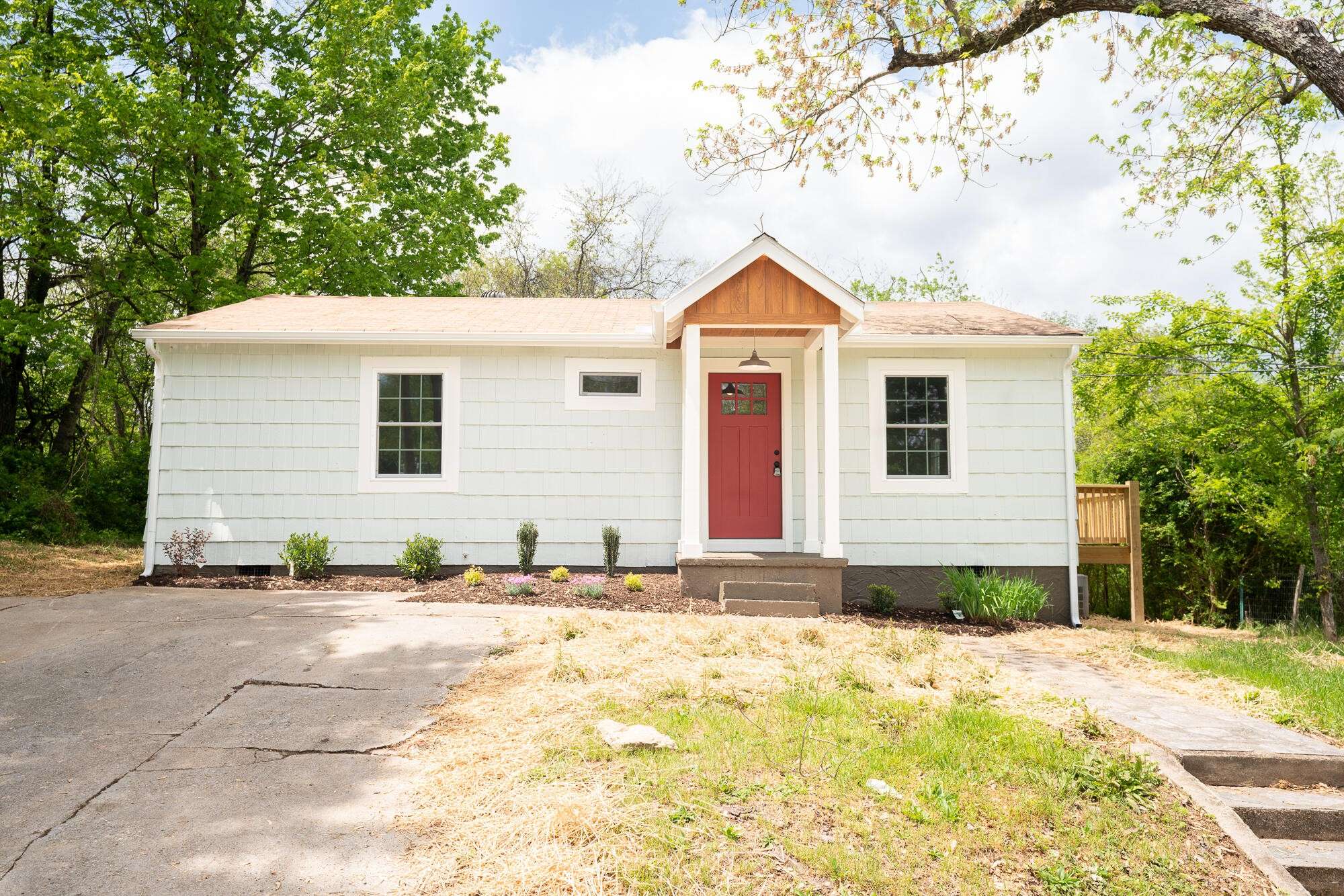 2519 Maple Drive, Knoxville, TN 37918