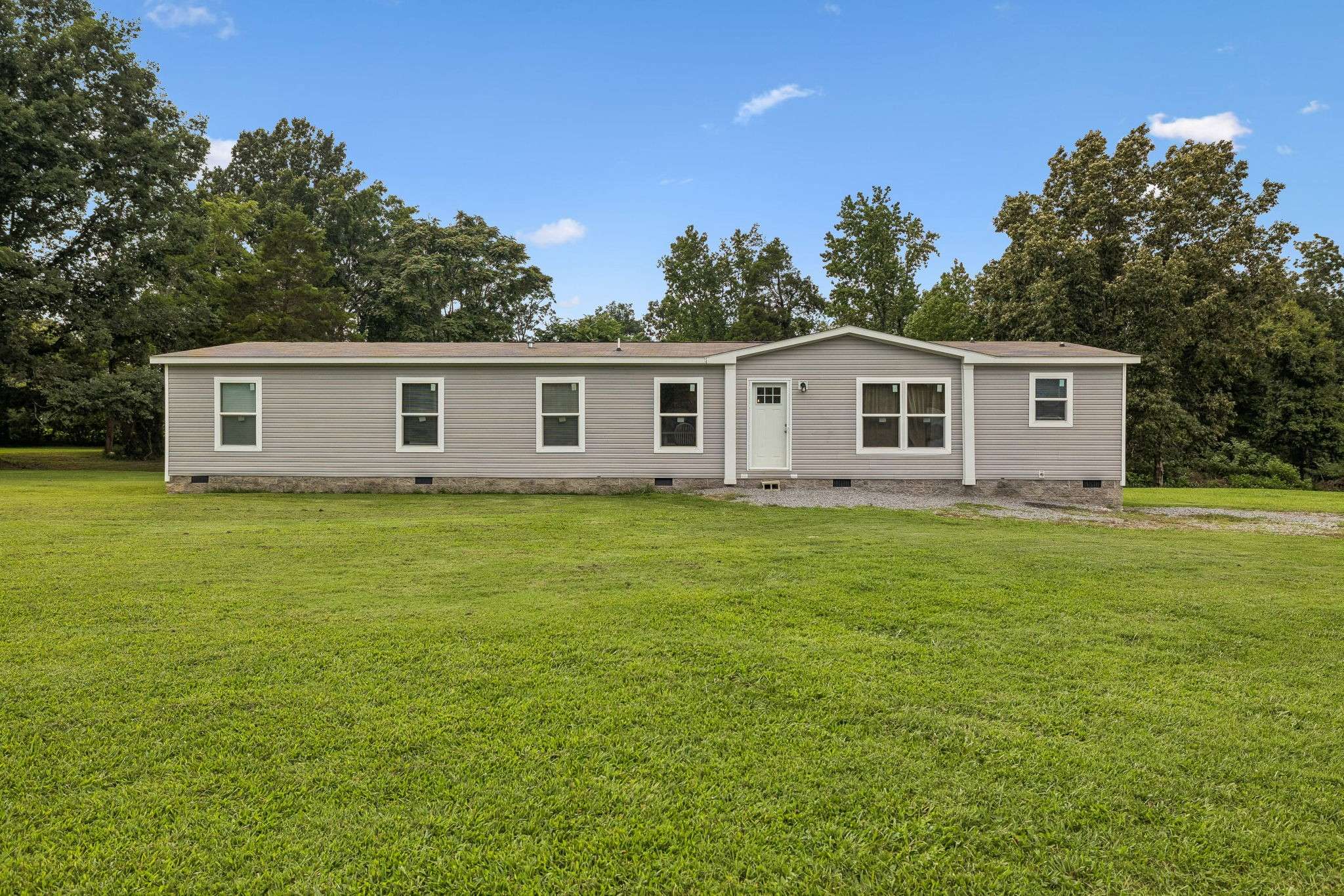 4079 Red Boiling Springs Rd, Lafayette, TN 37083