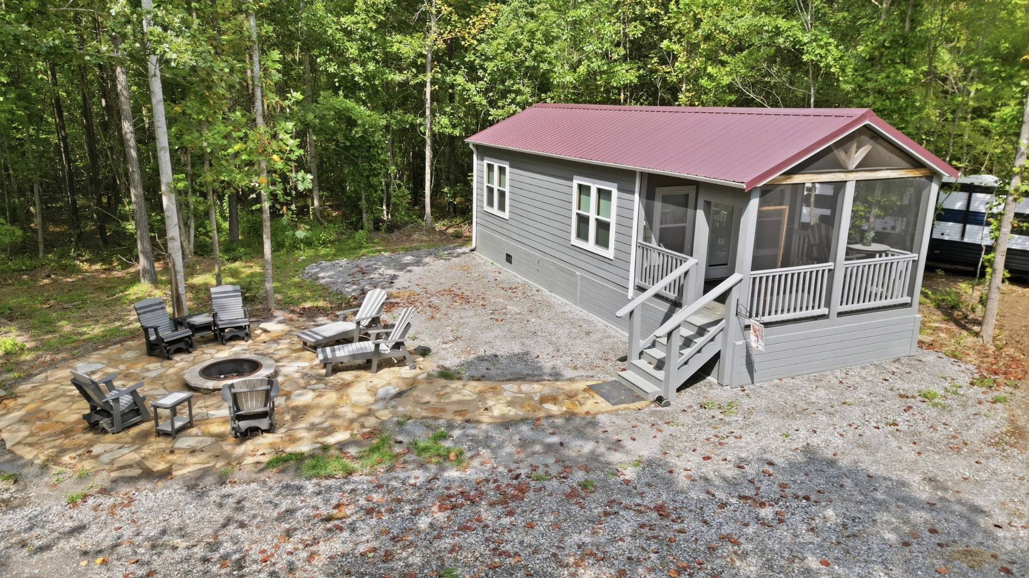 137 Summit Dr, Dover, TN 37058