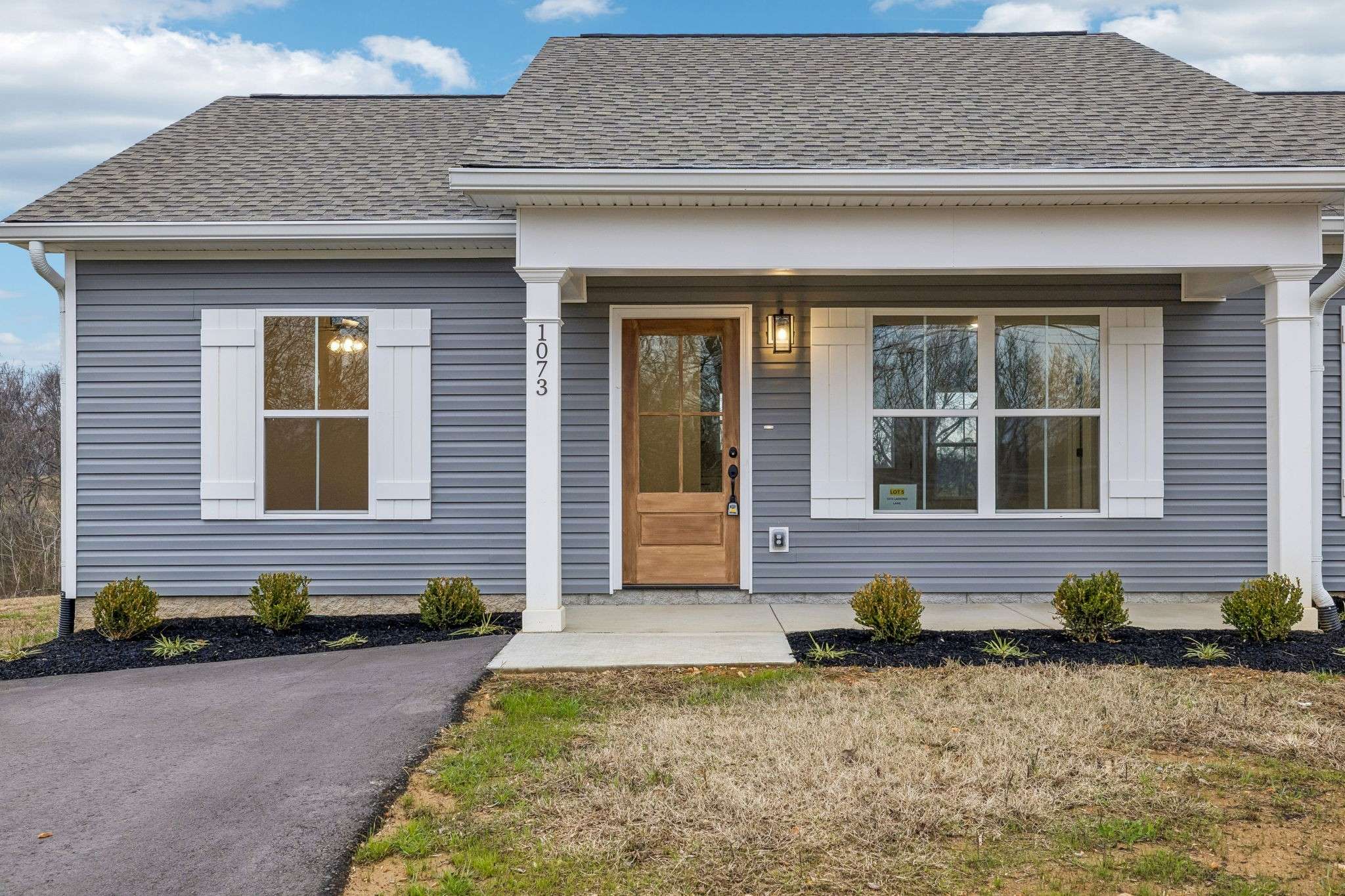 1073 Landing Lane, Adams, TN 37010