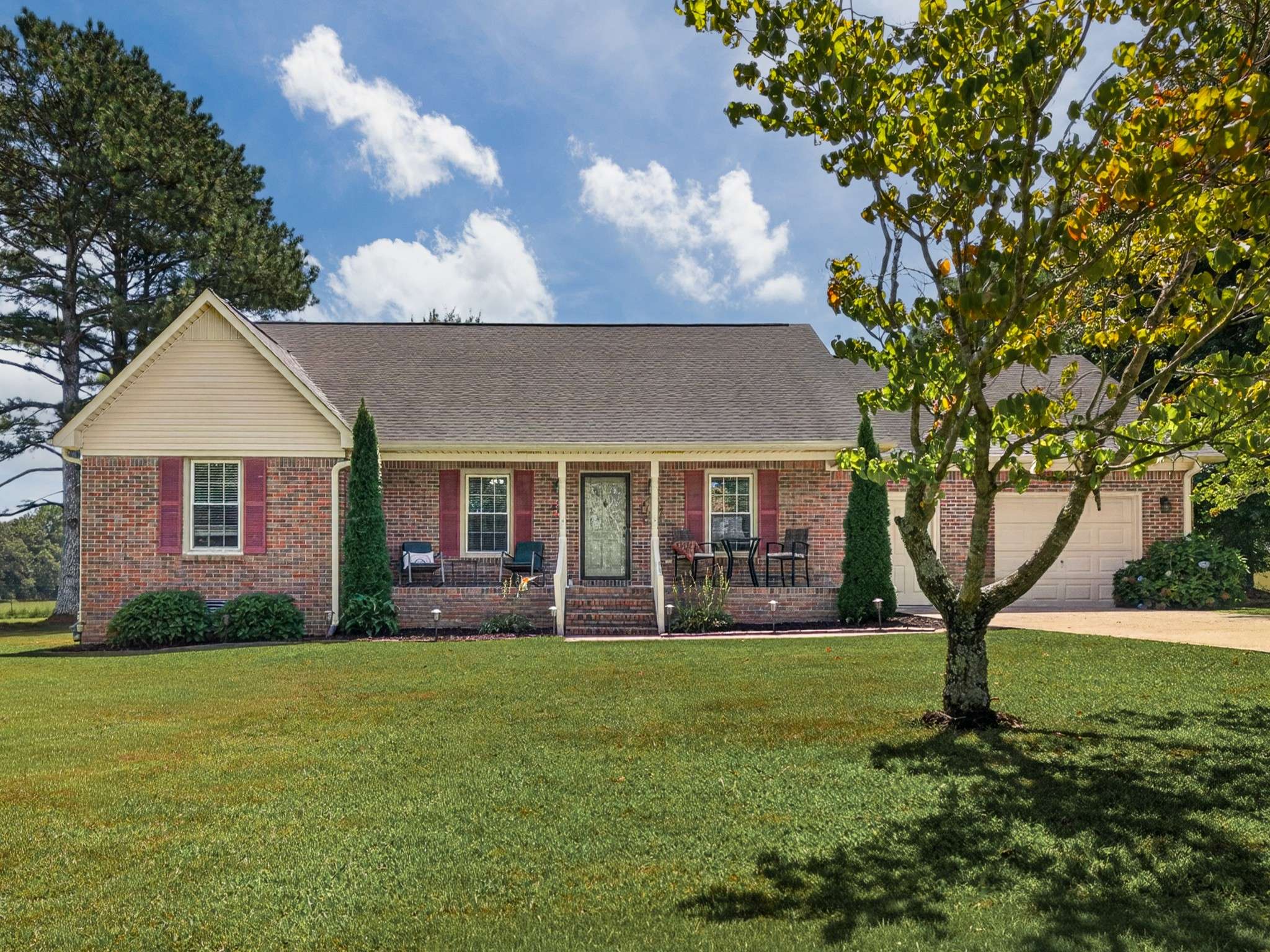 4023 Belle Orchard Dr, Fayetteville, TN 37334