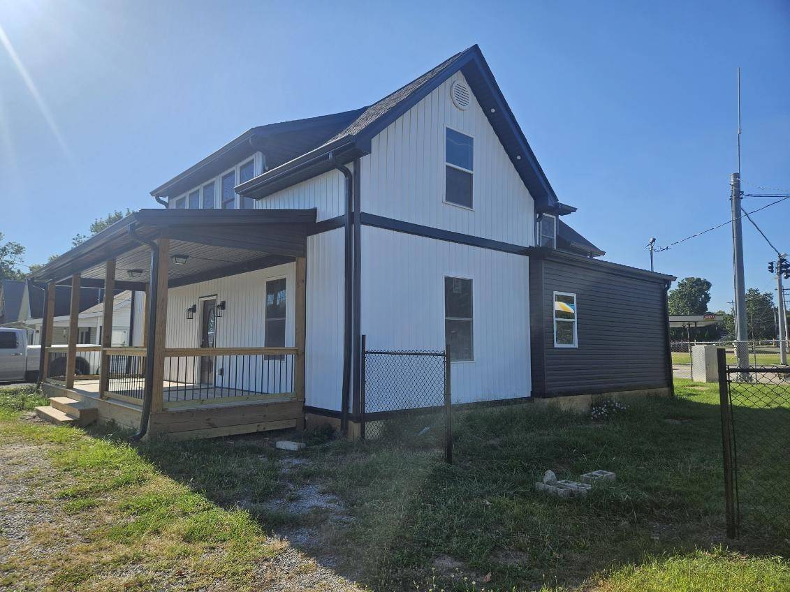 301 S Main St, Franklin, KY 42134