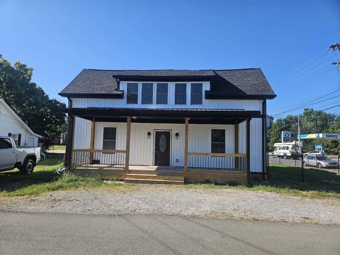 301 S Main St, Franklin, KY 42134