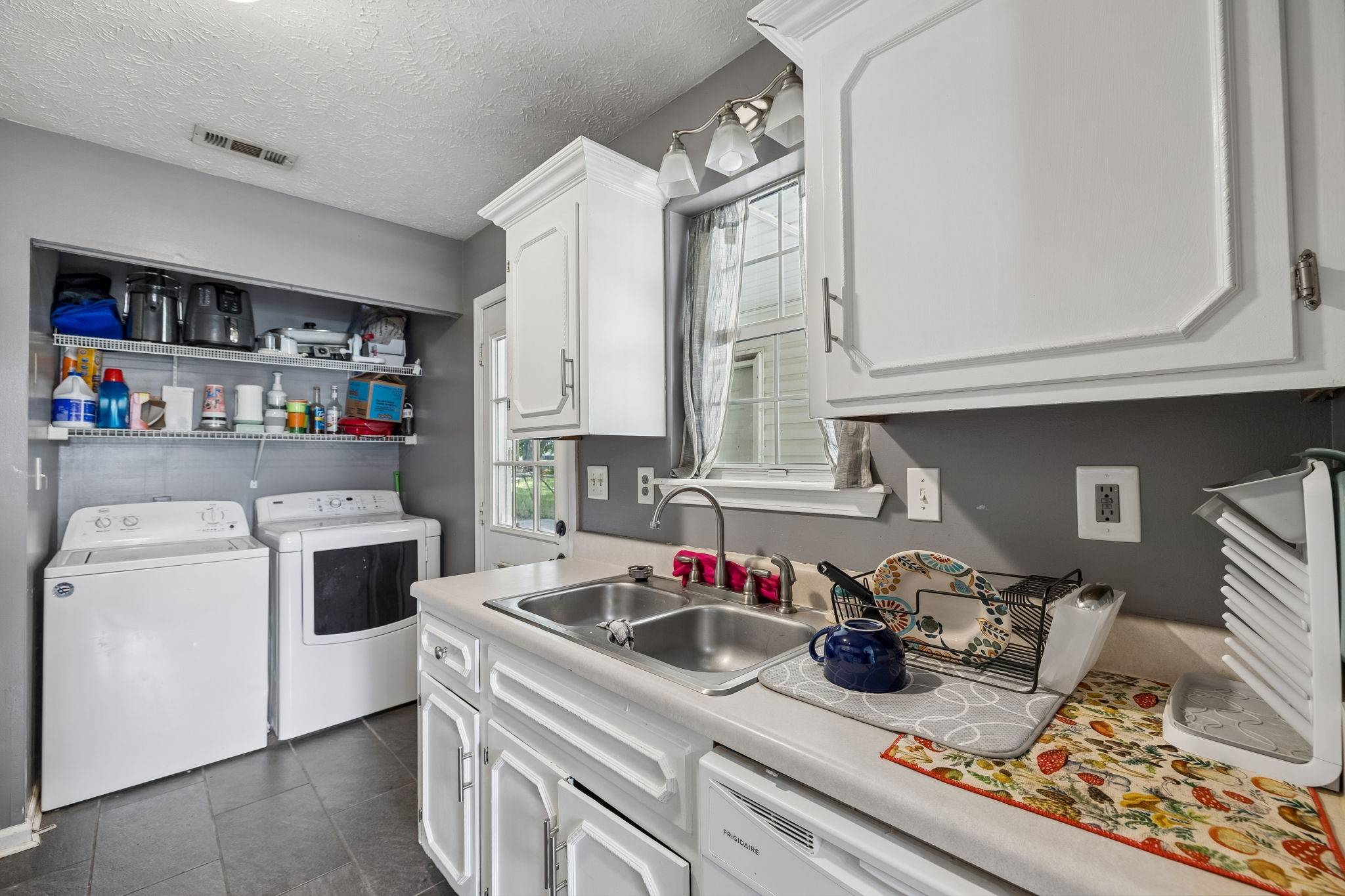 216 New Gritton Ave, Oak Grove, KY 42262