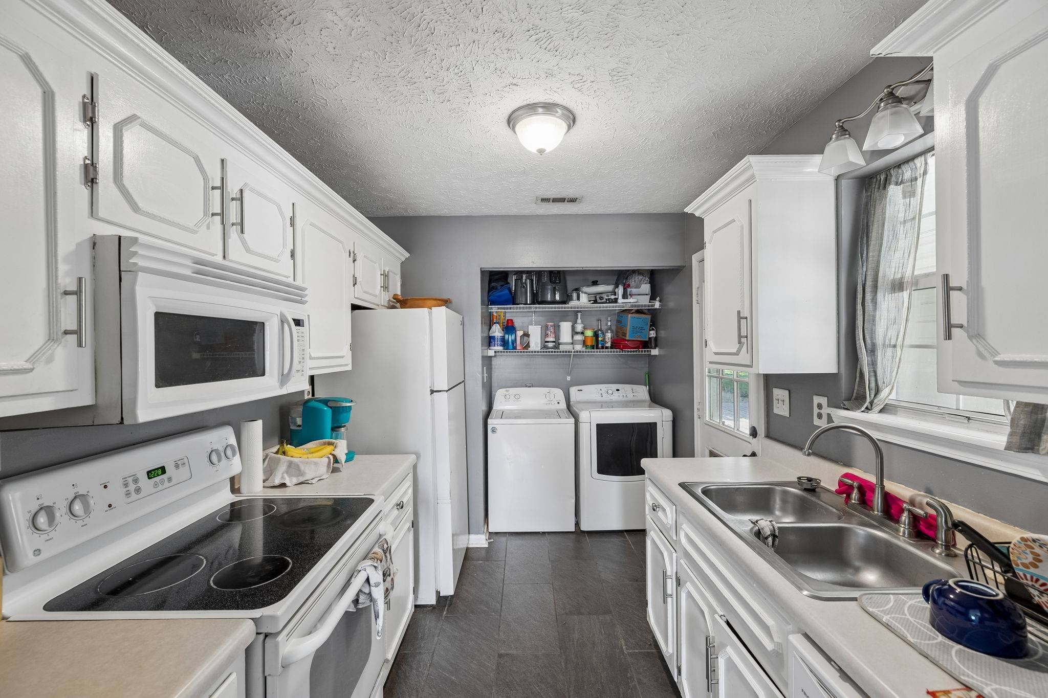 216 New Gritton Ave, Oak Grove, KY 42262
