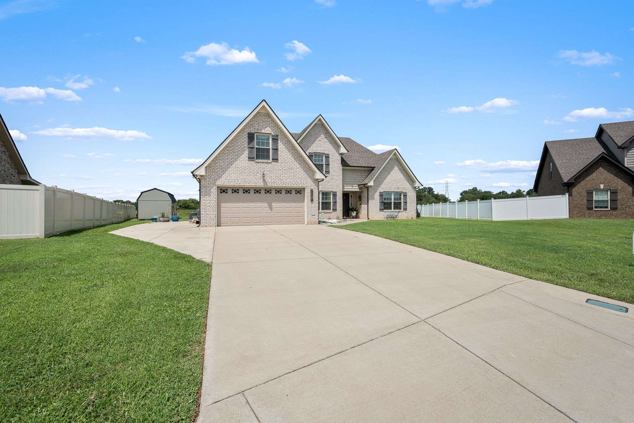 3213 Volta Rd, Christiana, TN 37037
