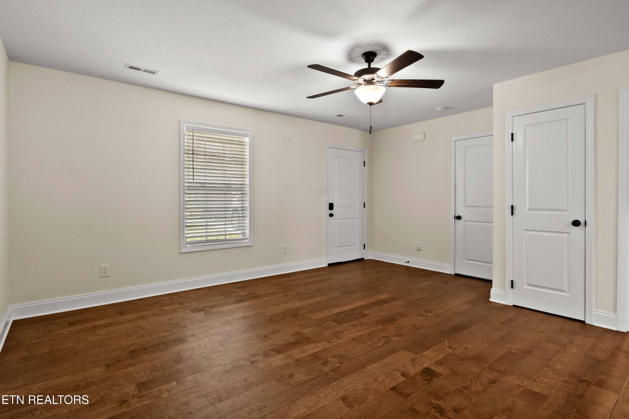 8021 Poplar Grove Lane, Powell, TN 37849