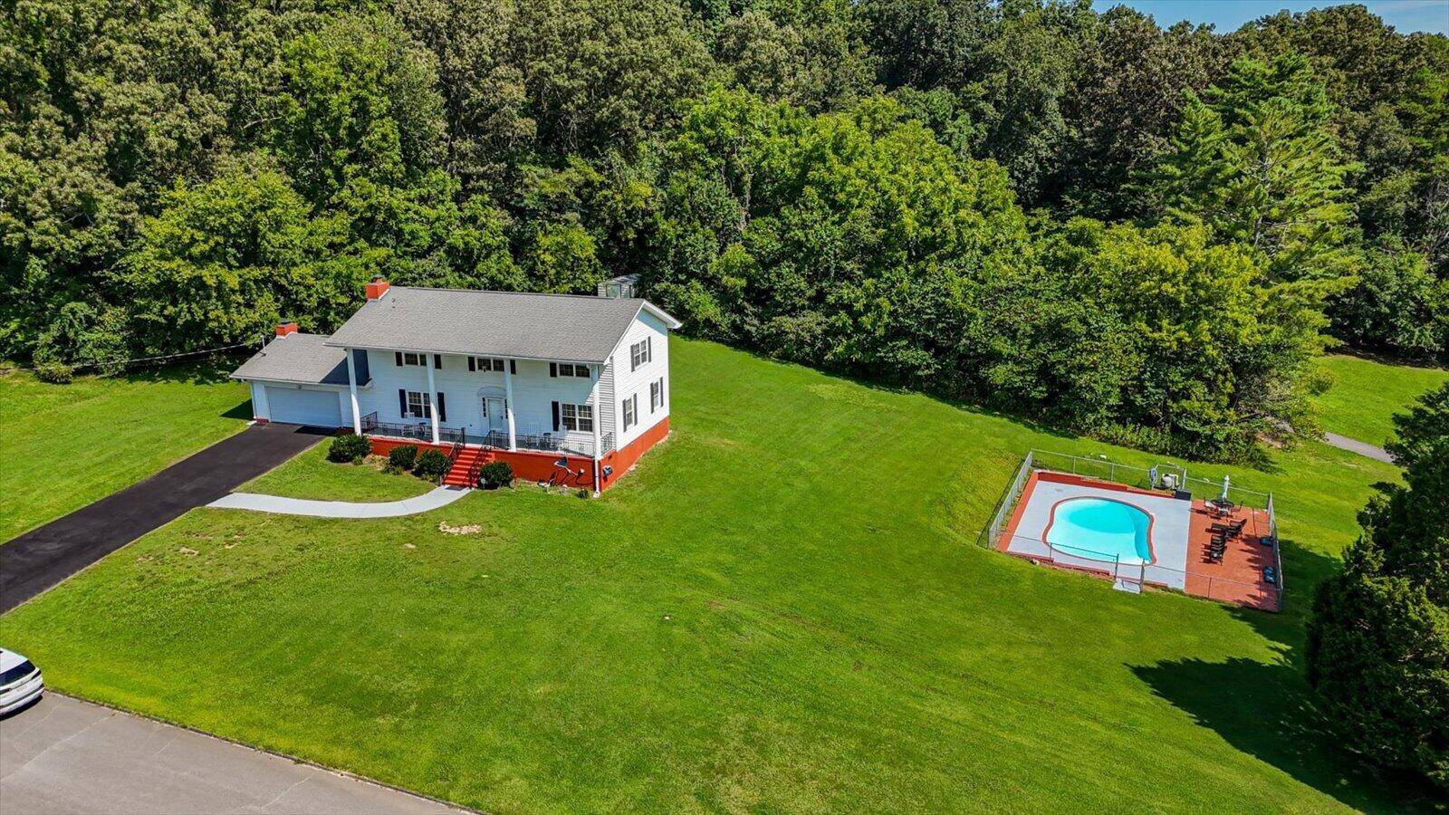 60 Shamrock Drive, Ringgold, GA 30736