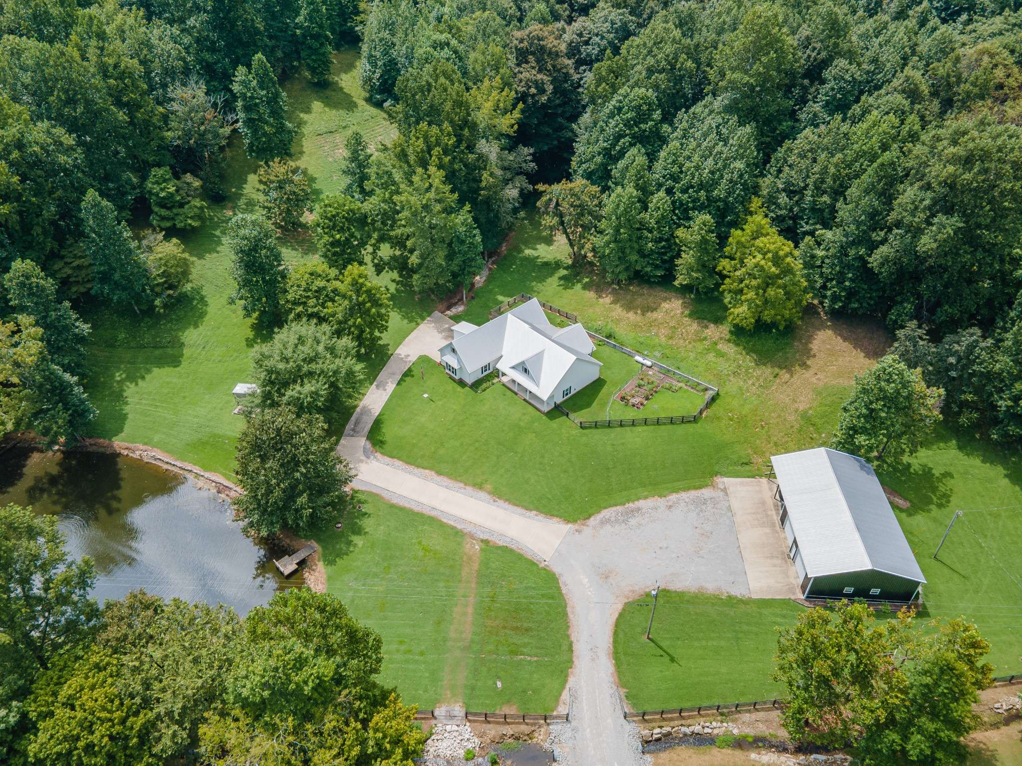 1049 Williams Hollow Rd, Pulaski, TN 38478